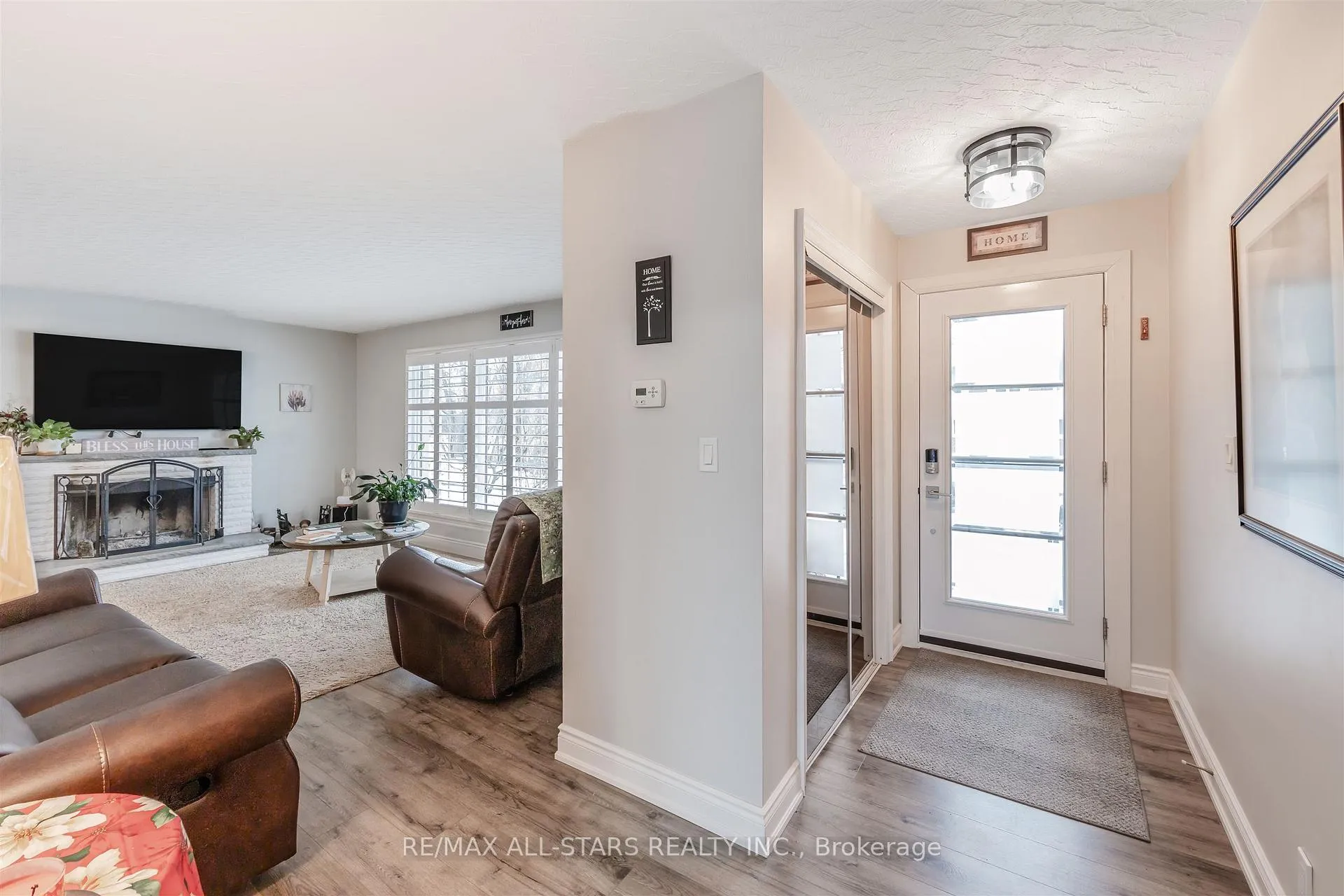 Photo 40 of 872 Law Street, Oshawa, Centennial — HOMEH