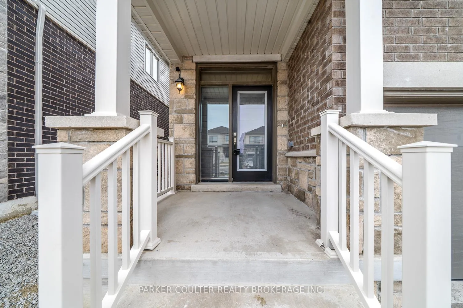 Photo 3 of 110 Shepherd Drive, Barrie, Painswick South — HOMEH