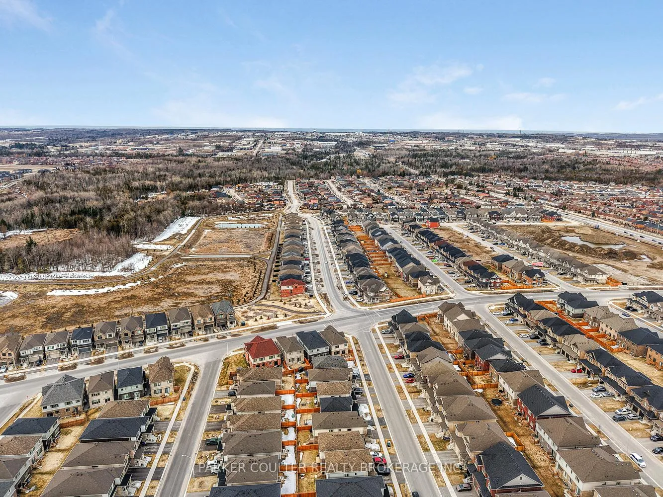 Photo 35 of 110 Shepherd Drive, Barrie, Painswick South — HOMEH