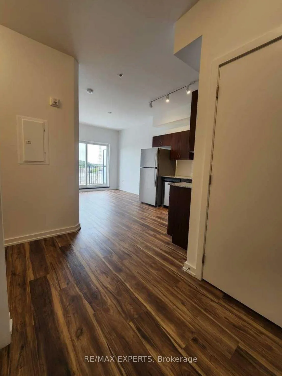 Photo 2 of Unit 416, 430 Essa Road, Barrie, Holly — HOMEH