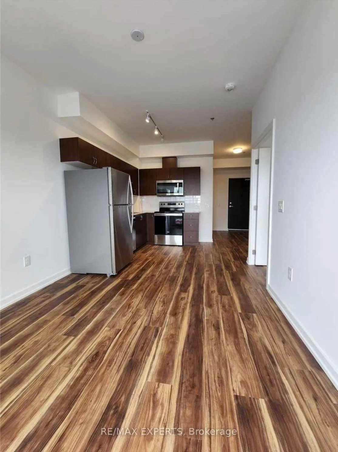 Photo 6 of Unit 416, 430 Essa Road, Barrie, Holly — HOMEH