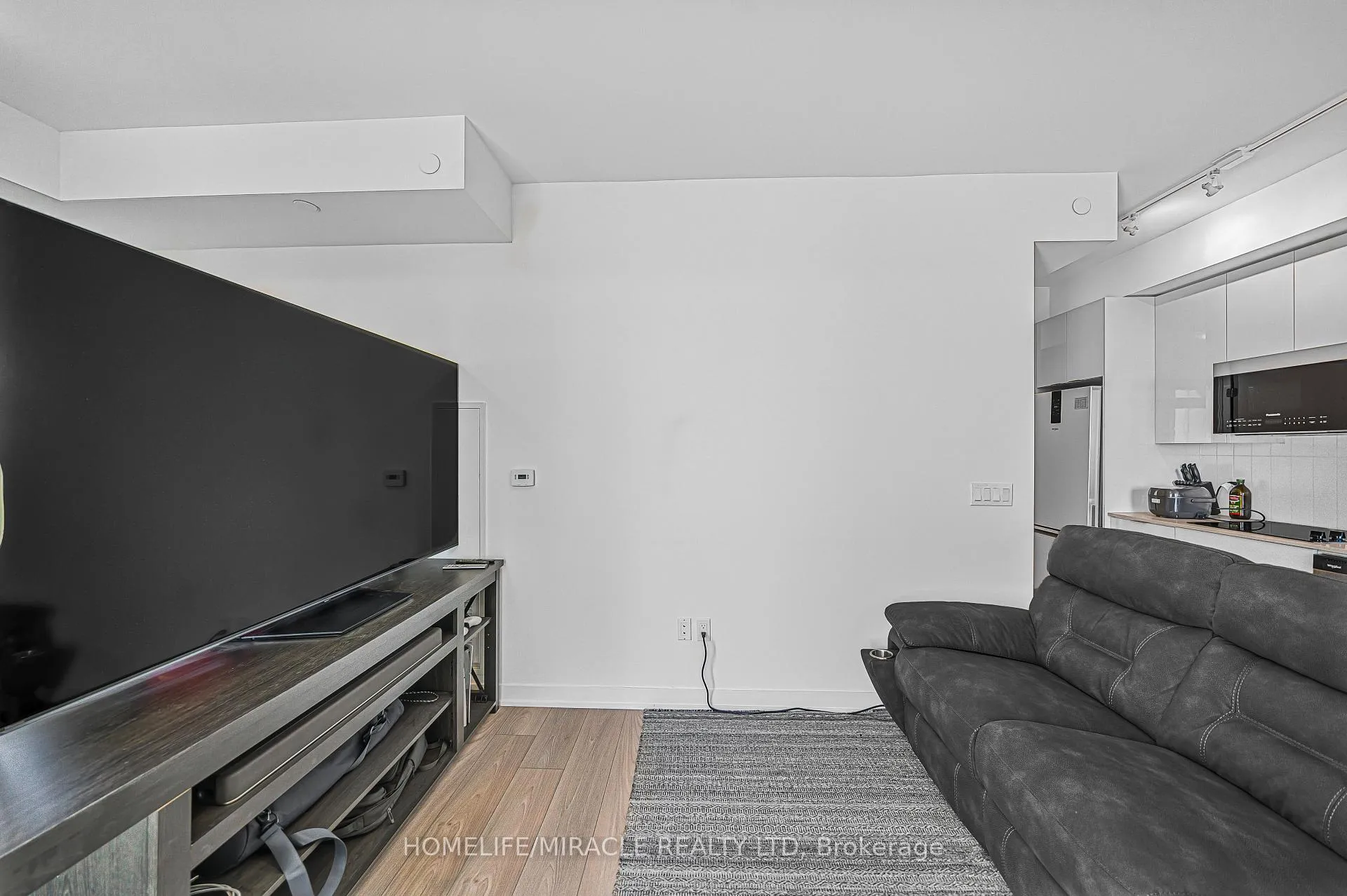 Photo 29 of Unit 1303, 474 Caldari Road, Vaughan, Concord — HOMEH
