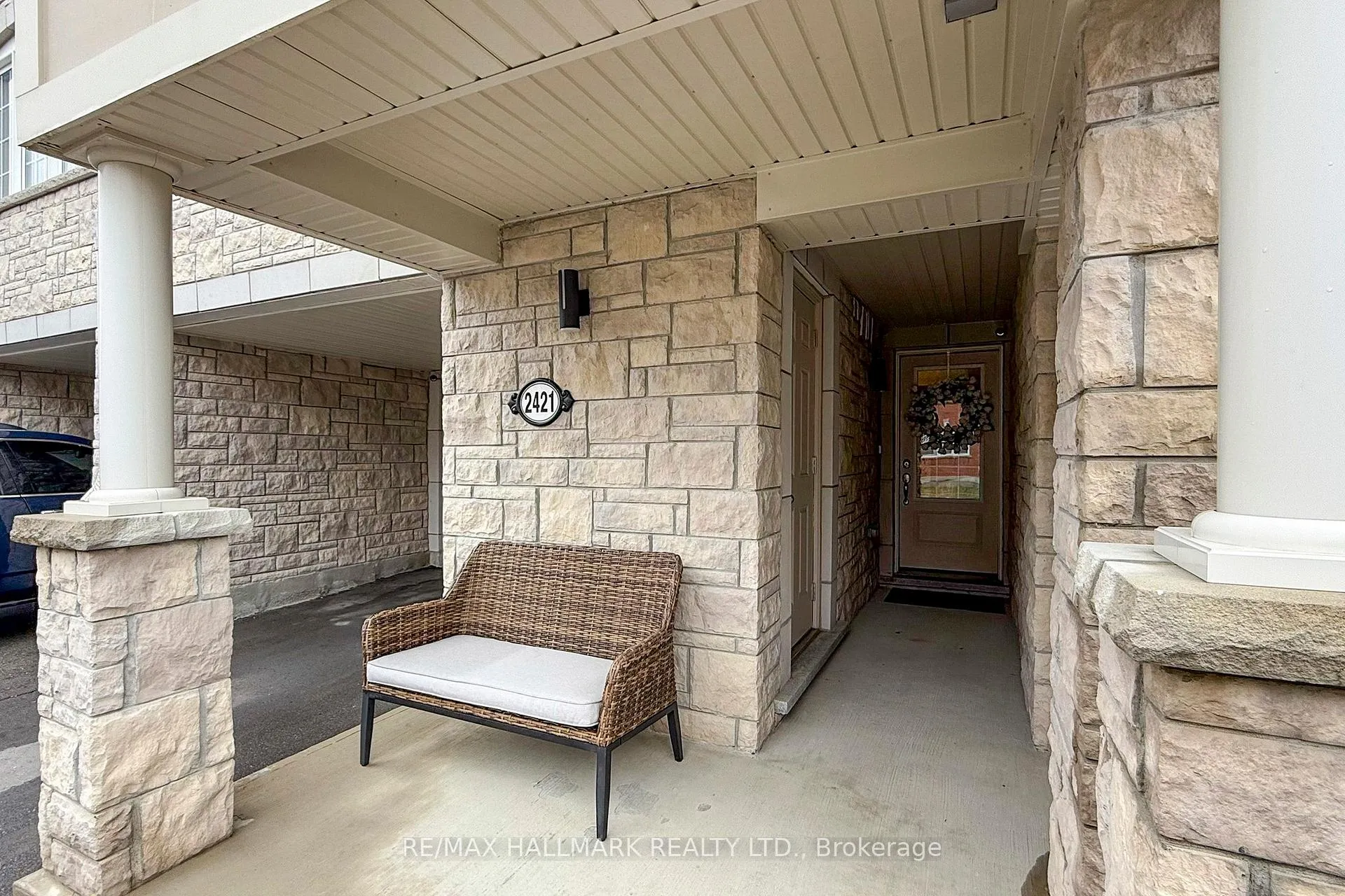 Photo 5 of 2421 Fall Harvest Crescent, Pickering, Rural Pickering — HOMEH