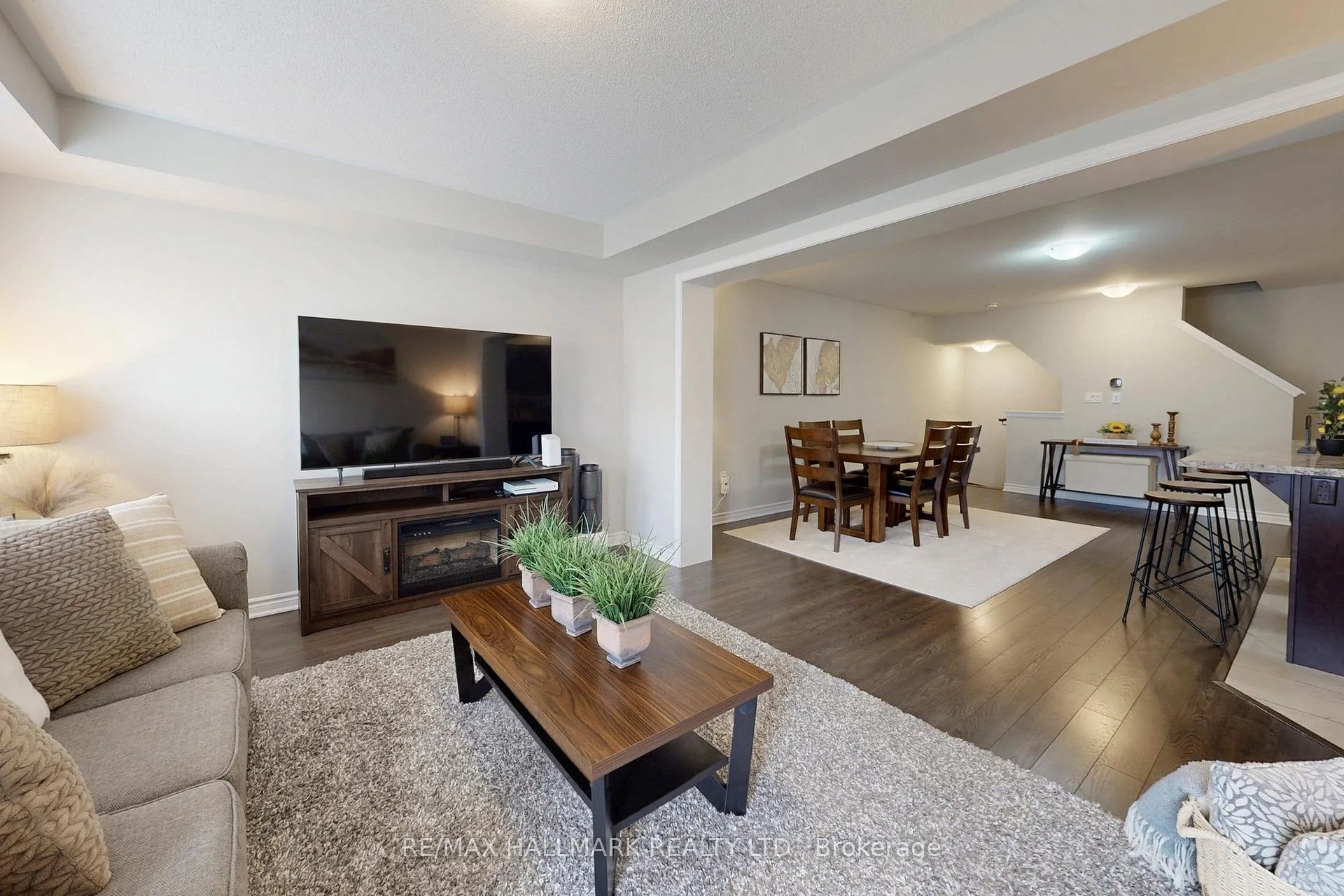 Photo 18 of 2421 Fall Harvest Crescent, Pickering, Rural Pickering — HOMEH
