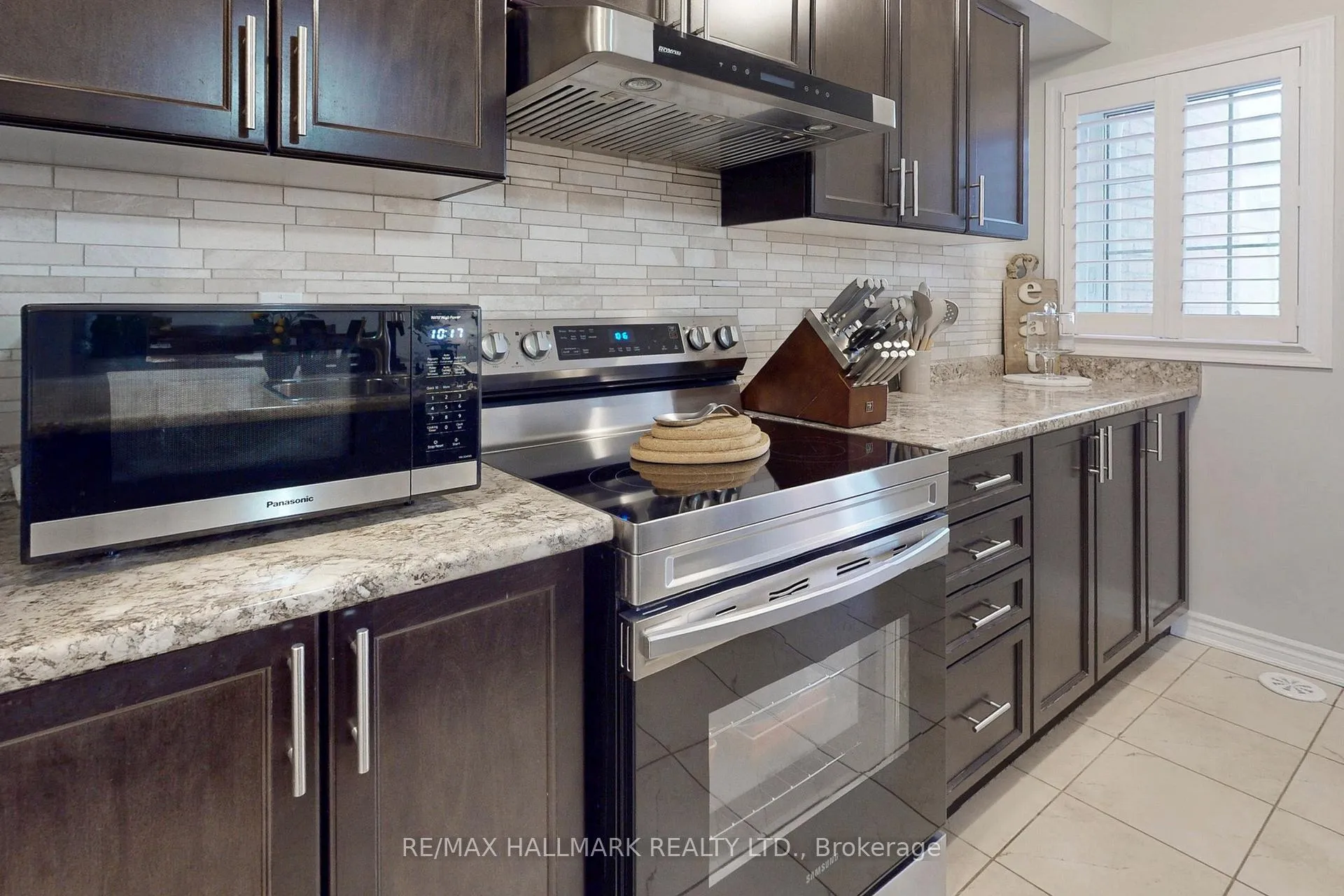 Photo 27 of 2421 Fall Harvest Crescent, Pickering, Rural Pickering — HOMEH