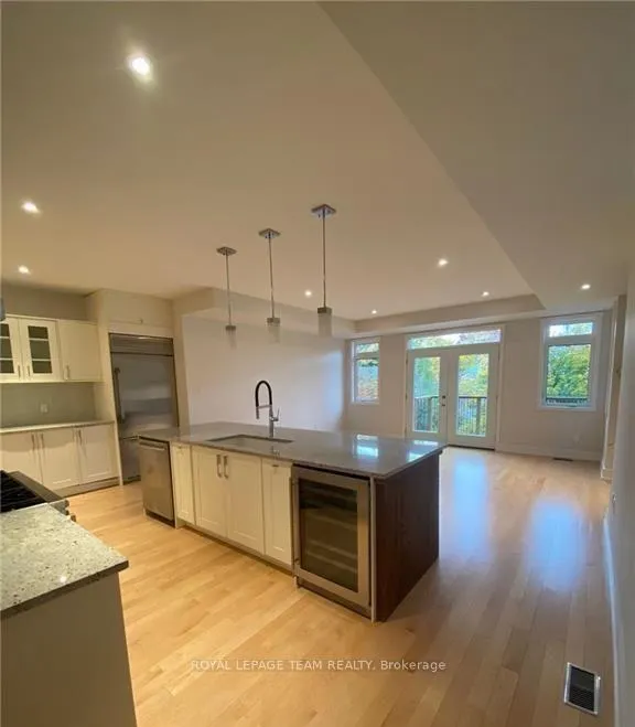 Photo 4 of 289 Kirchoffer Avenue, Ottawa, Westboro West — HOMEH