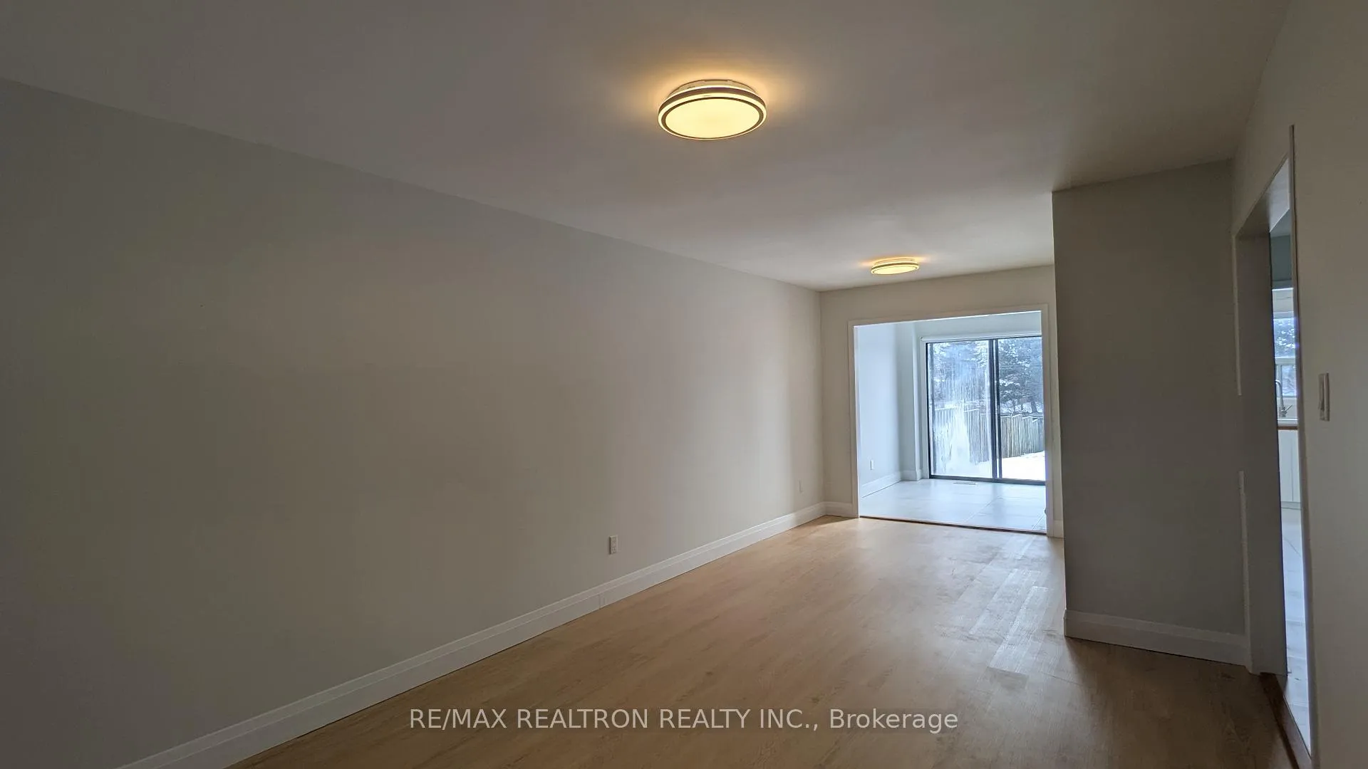 Photo 5 of Unit Upper, 69 Bedale Crescent, Markham, Milliken Mills West — HOMEH