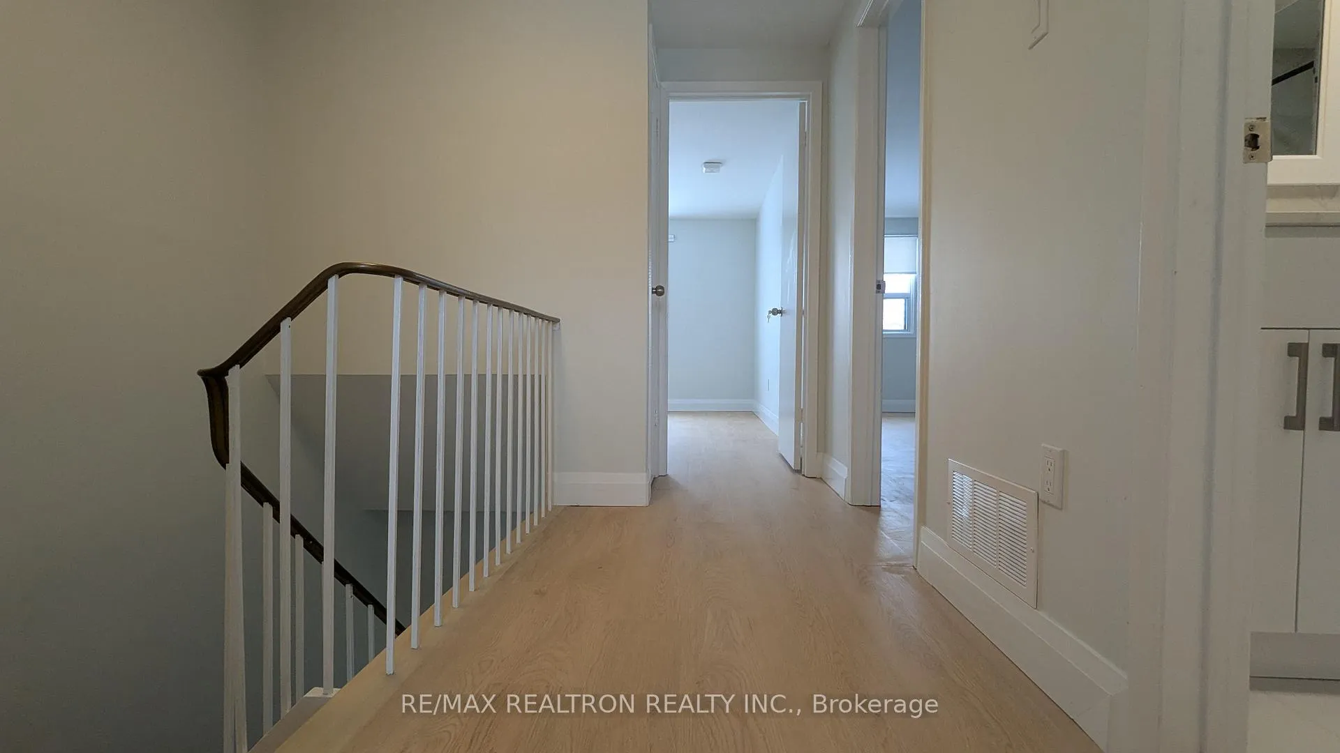 Photo 13 of Unit Upper, 69 Bedale Crescent, Markham, Milliken Mills West — HOMEH