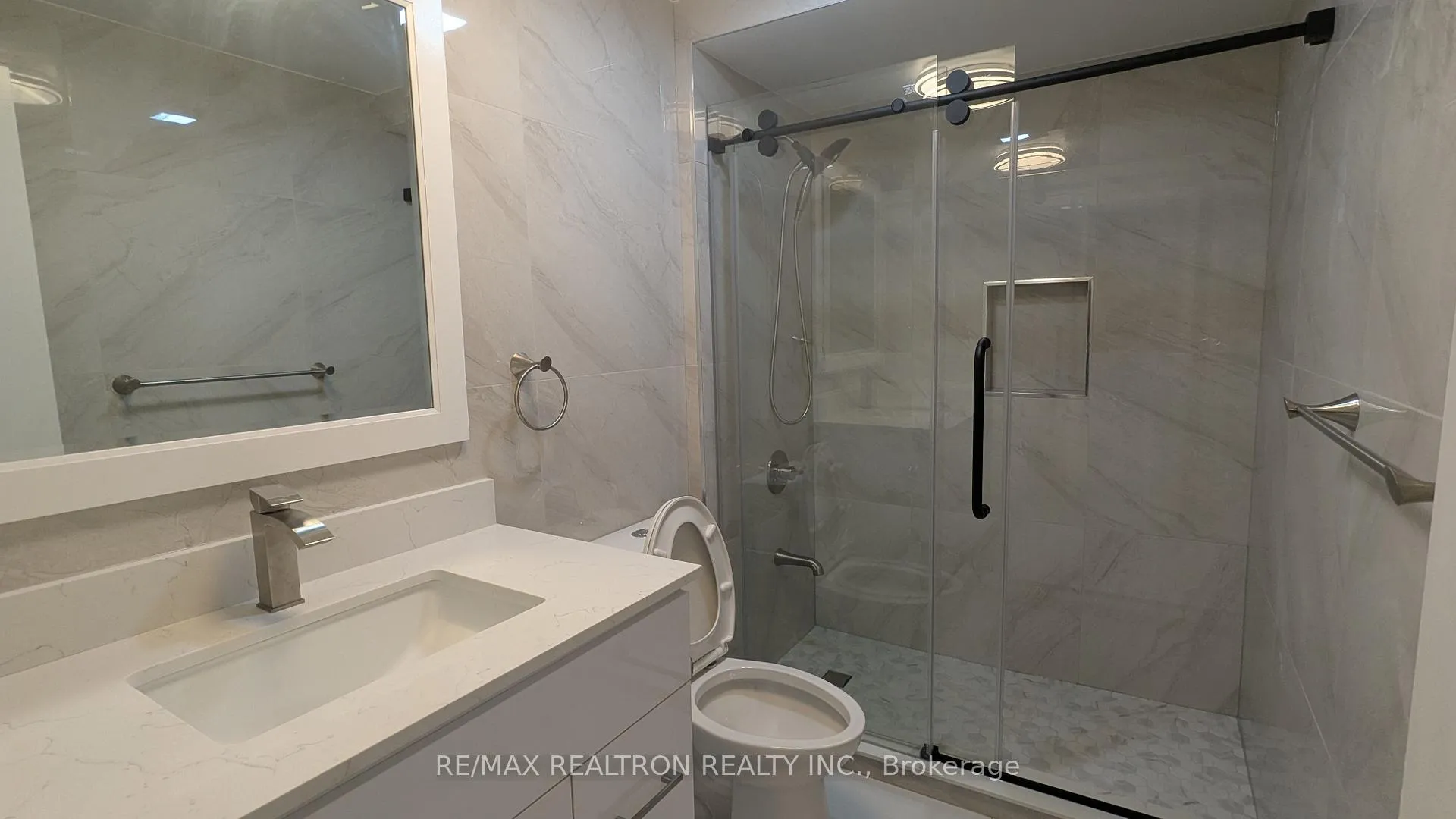 Photo 14 of Unit Upper, 69 Bedale Crescent, Markham, Milliken Mills West — HOMEH