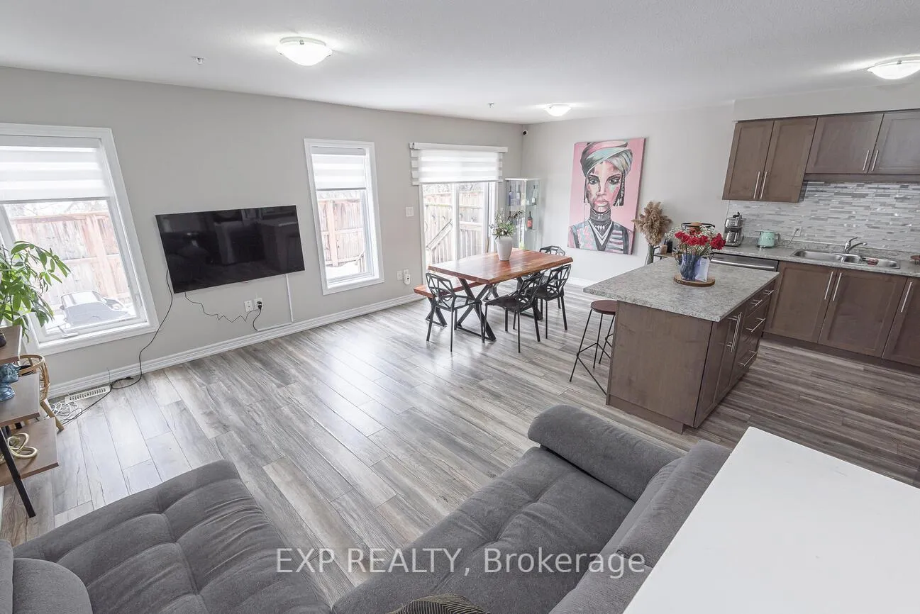 Photo 12 of Unit 7, 60 Canterbury Drive, St. Catharines, Oakdale — HOMEH
