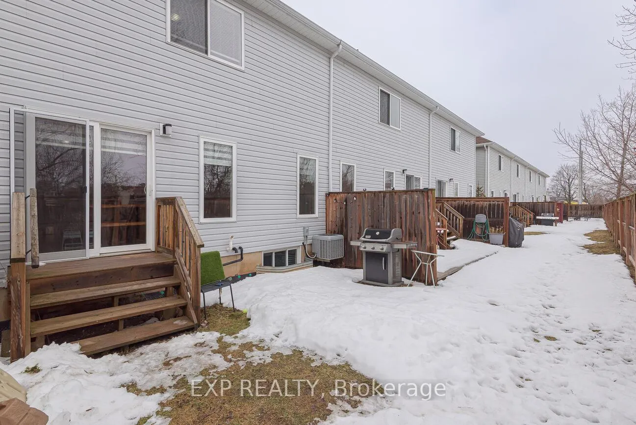 Photo 26 of Unit 7, 60 Canterbury Drive, St. Catharines, Oakdale — HOMEH