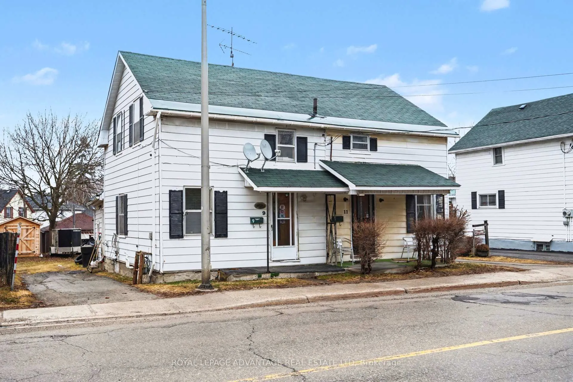 Photo 2 of 9 -11 Jasper Avenue, Smiths Falls — HOMEH