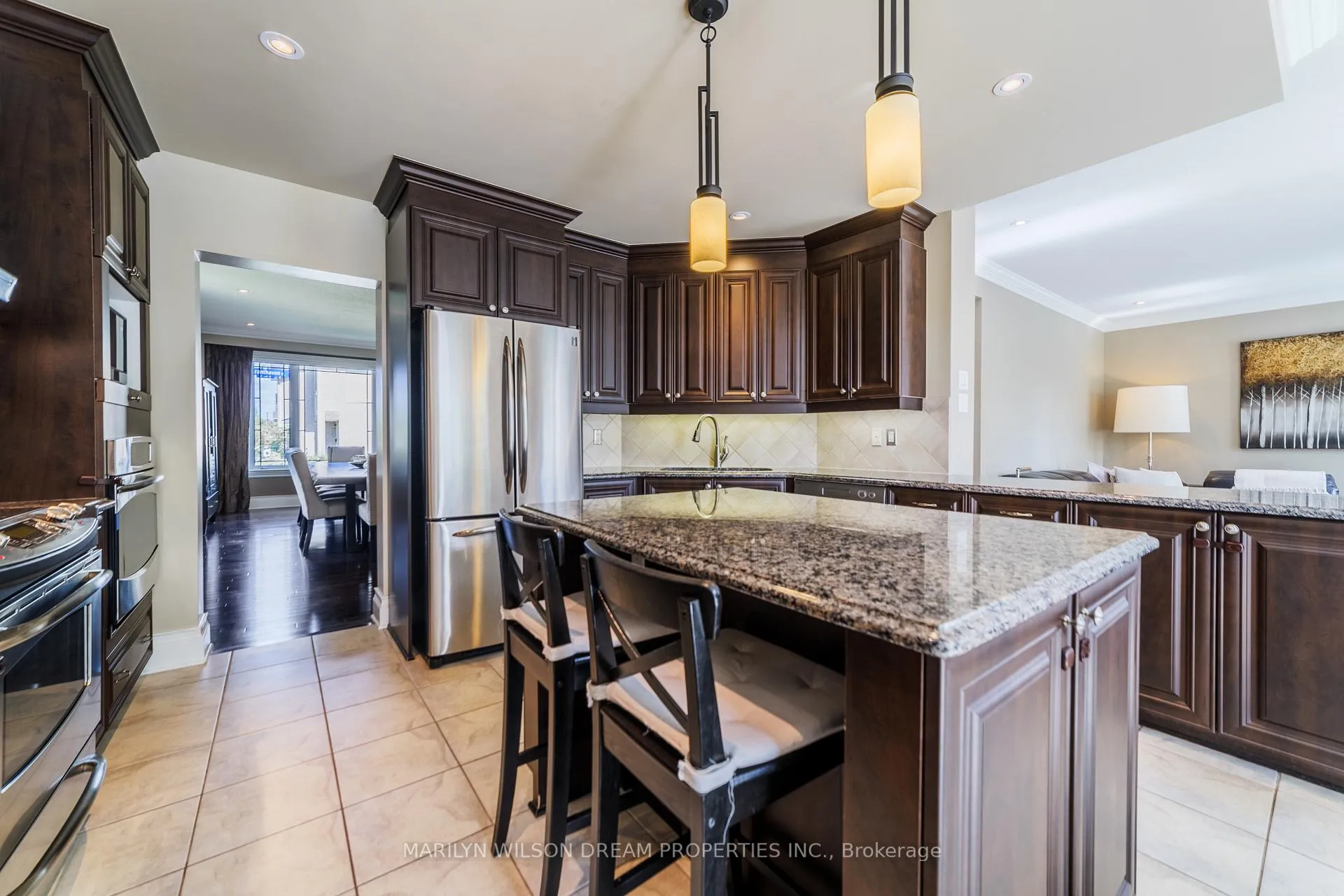 Photo 10 of 330 Branthaven Street, Ottawa, Avalon East — HOMEH