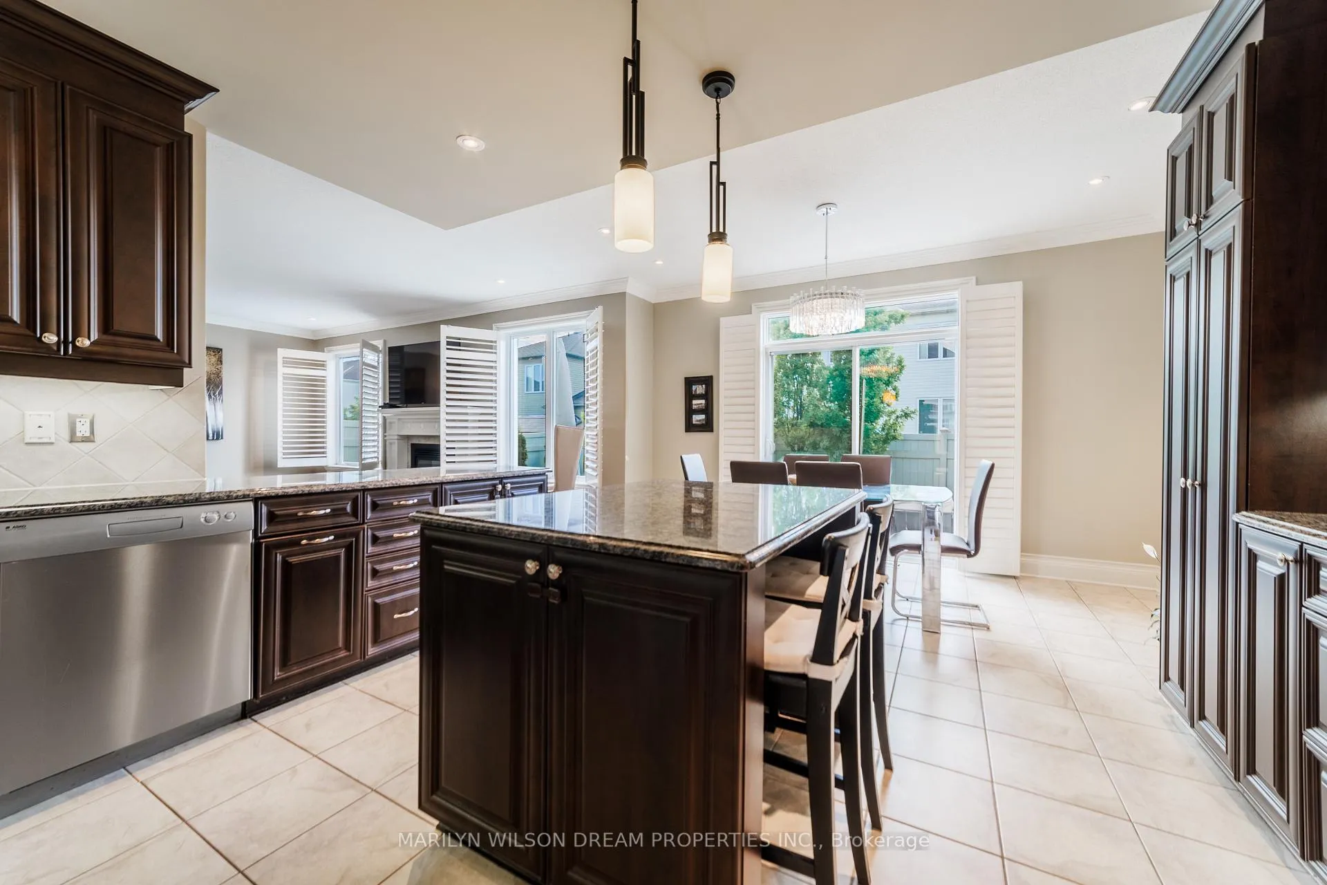 Photo 11 of 330 Branthaven Street, Ottawa, Avalon East — HOMEH