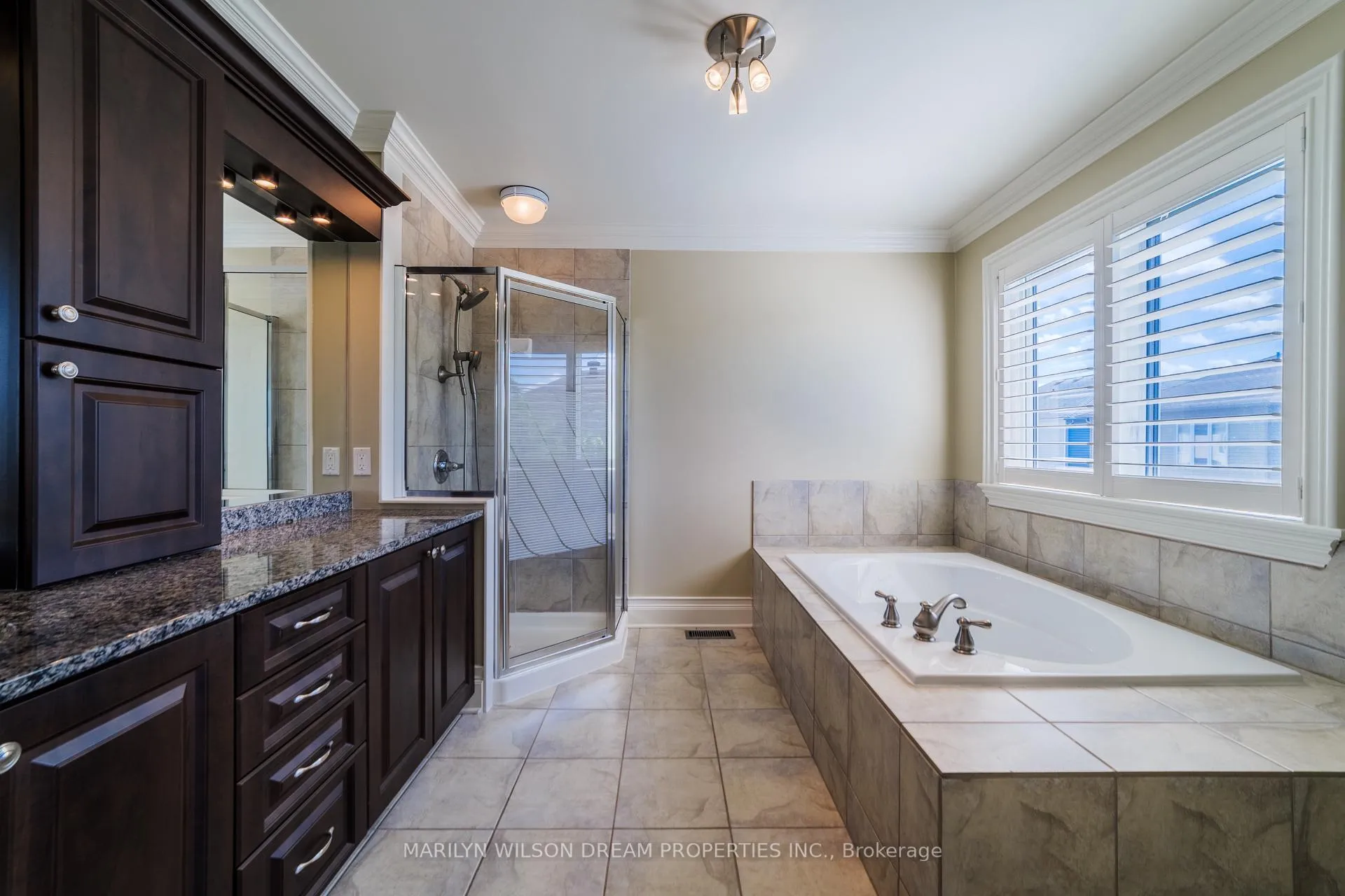 Photo 20 of 330 Branthaven Street, Ottawa, Avalon East — HOMEH
