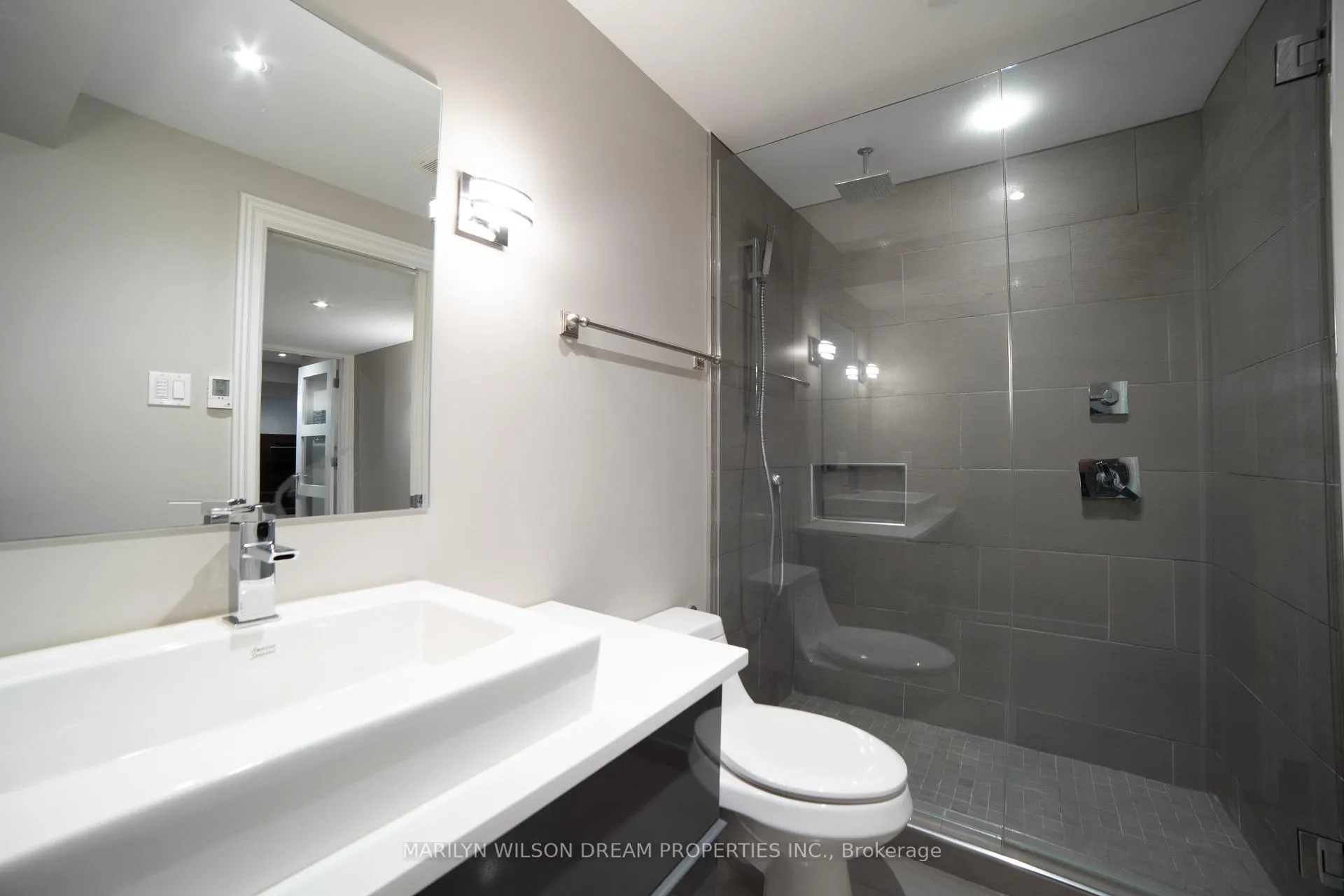 Photo 29 of 330 Branthaven Street, Ottawa, Avalon East — HOMEH