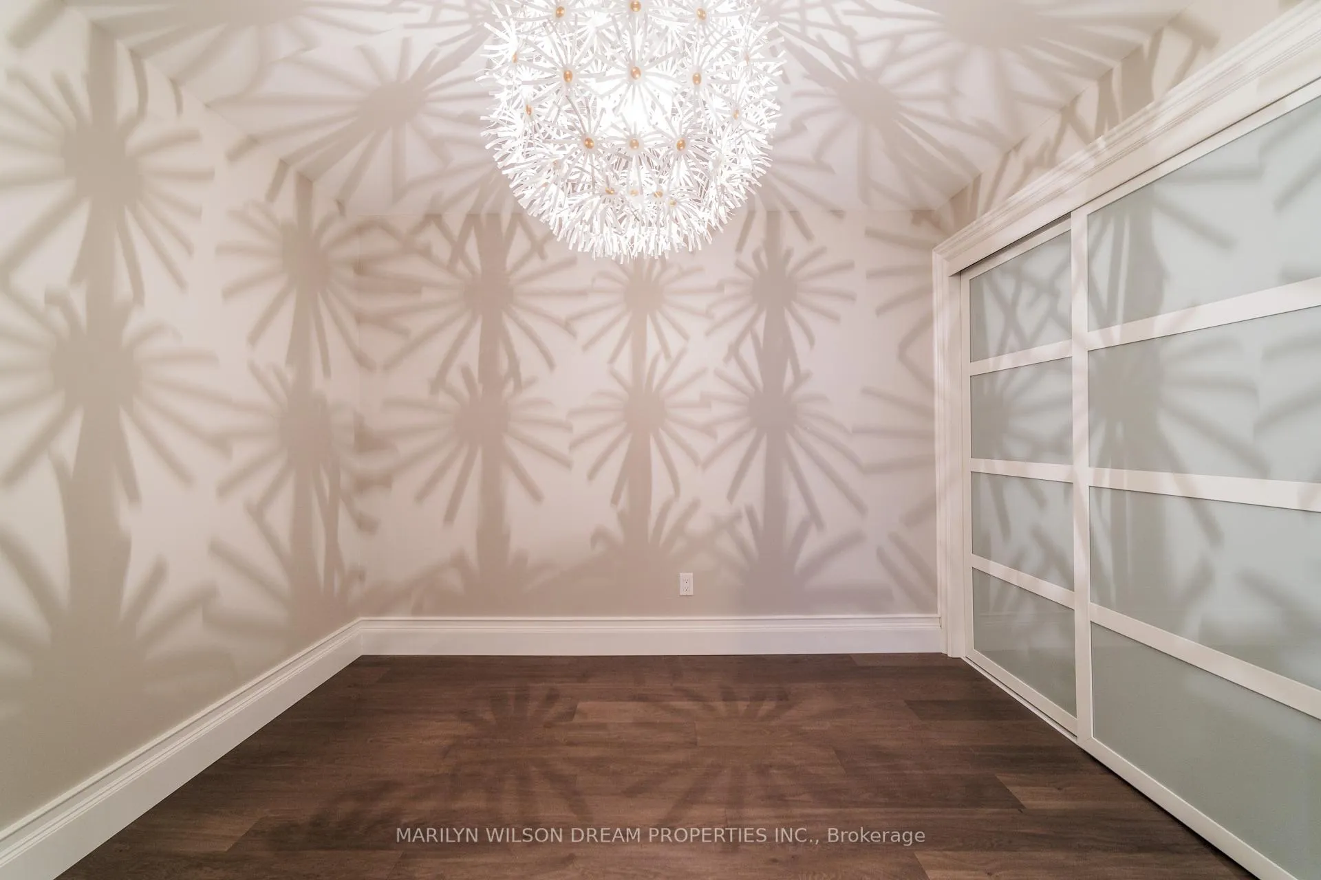 Photo 34 of 330 Branthaven Street, Ottawa, Avalon East — HOMEH