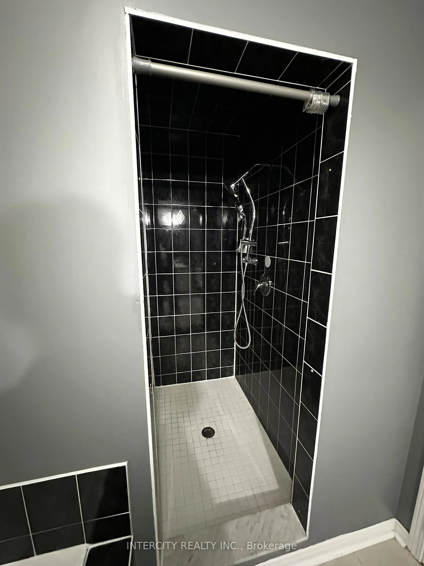 Photo 11 of Unit 58, 1635 Pickering Parkway, Pickering, Village East — HOMEH