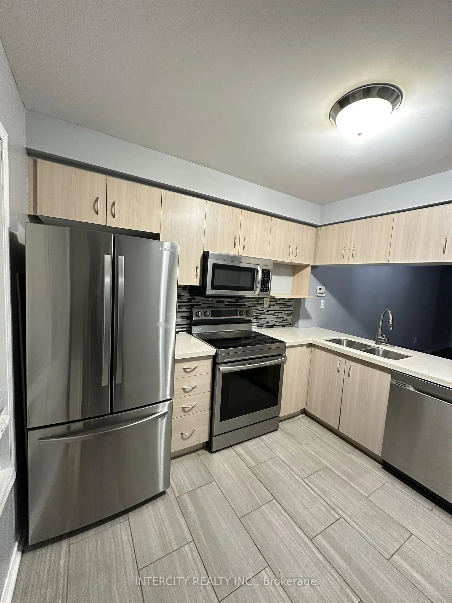 Photo 13 of Unit 58, 1635 Pickering Parkway, Pickering, Village East — HOMEH