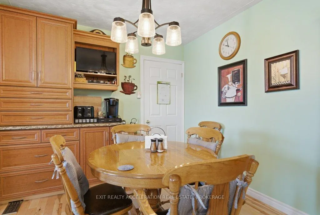 Photo 13 of 34 Concession Street N, Stone Mills — HOMEH