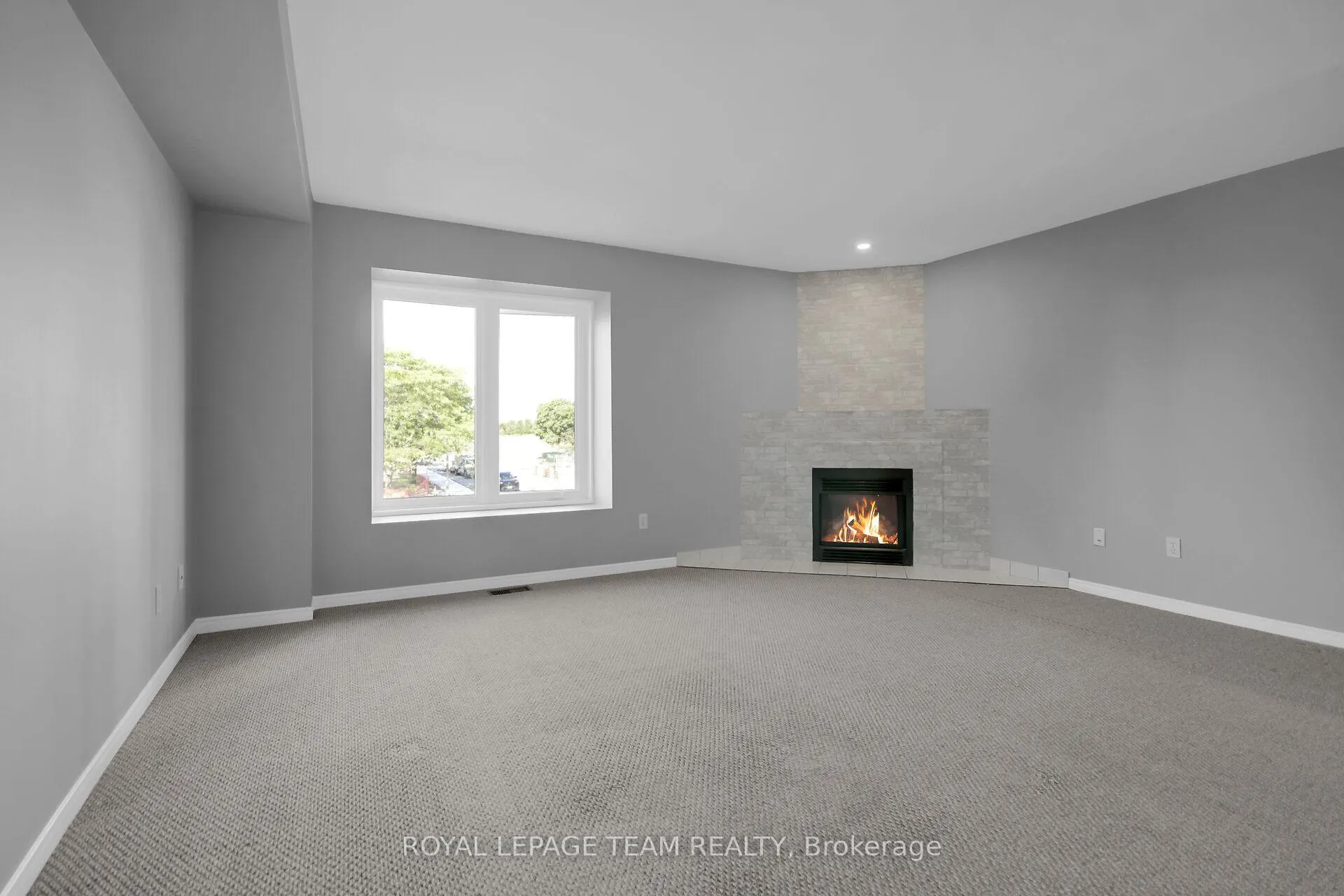 Photo 4 of 89 Thornbury Crescent, Ottawa, Centrepointe — HOMEH