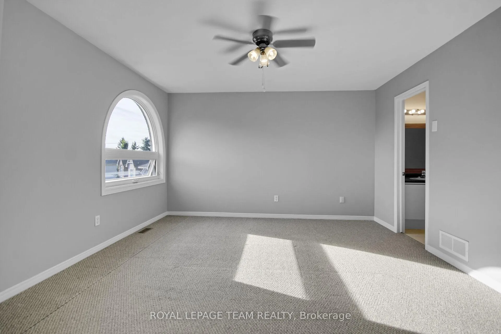 Photo 18 of 89 Thornbury Crescent, Ottawa, Centrepointe — HOMEH