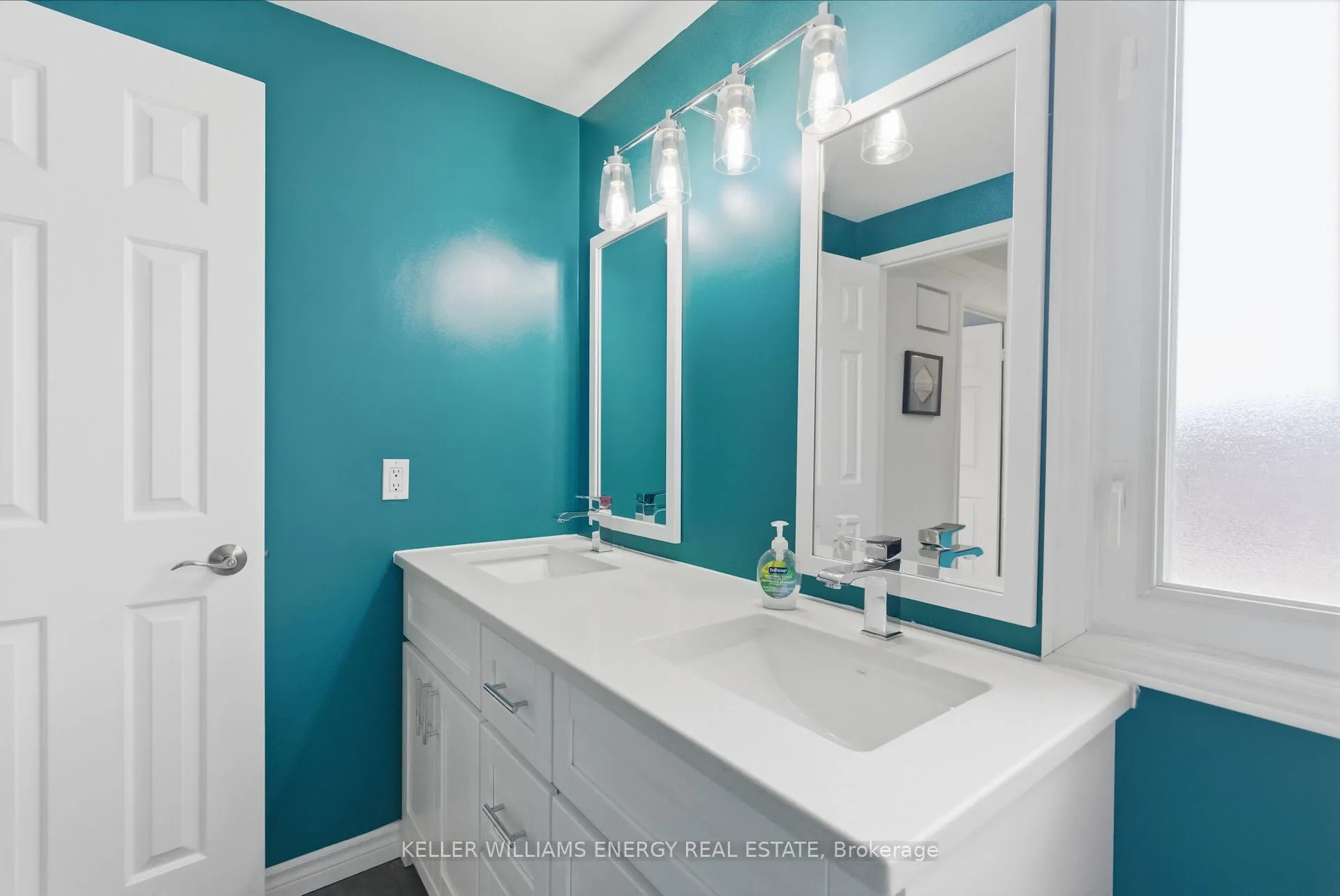 Photo 35 of 34 Lumsden Crescent, Whitby, Pringle Creek — HOMEH