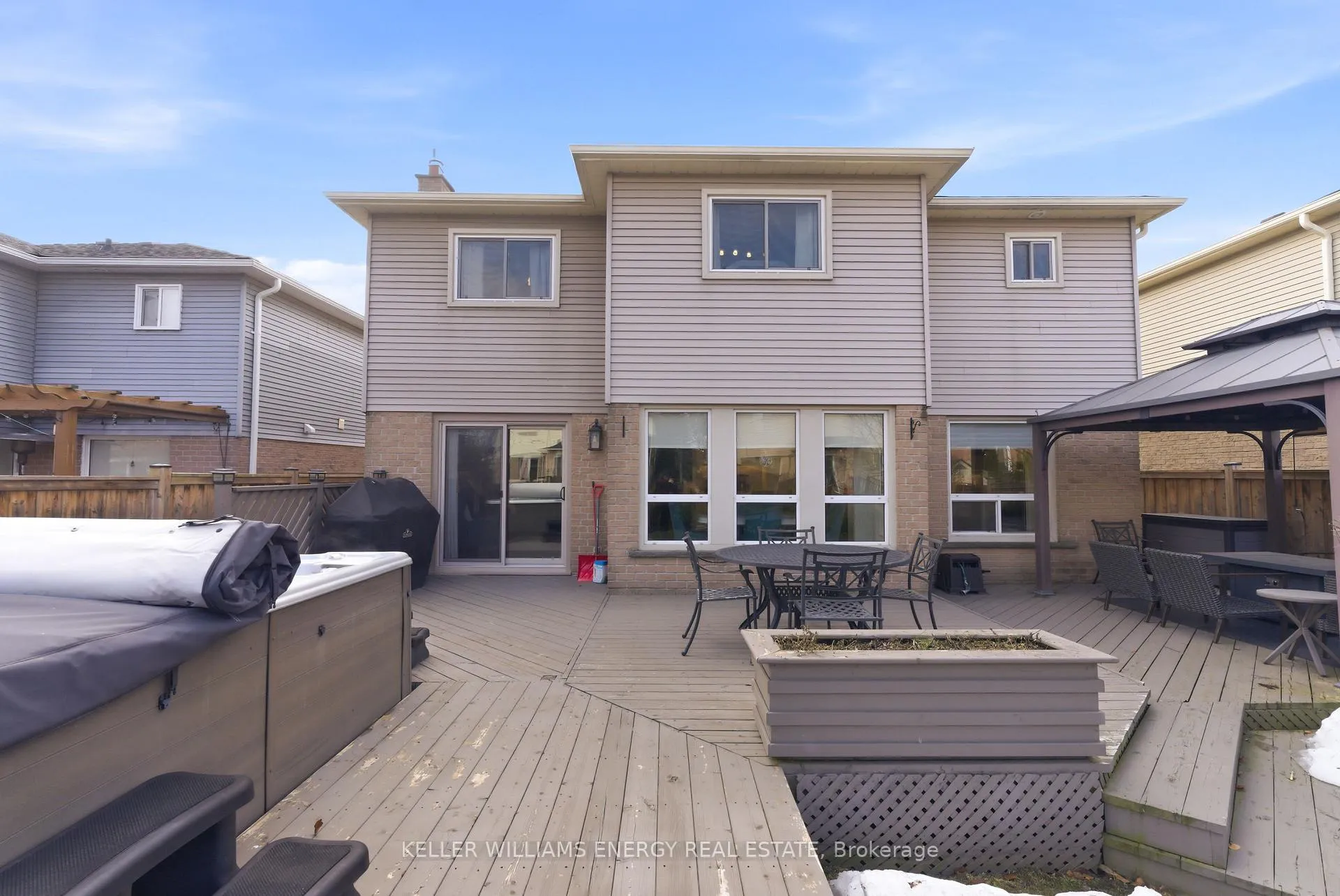 Photo 47 of 34 Lumsden Crescent, Whitby, Pringle Creek — HOMEH