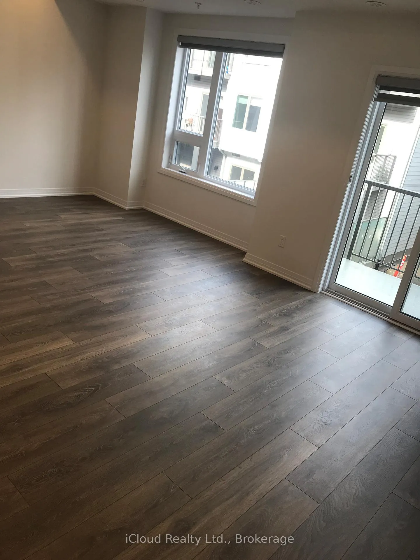 Photo 3 of Unit 114, 2635 William Jackson Drive, Pickering, Duffin Heights — HOMEH