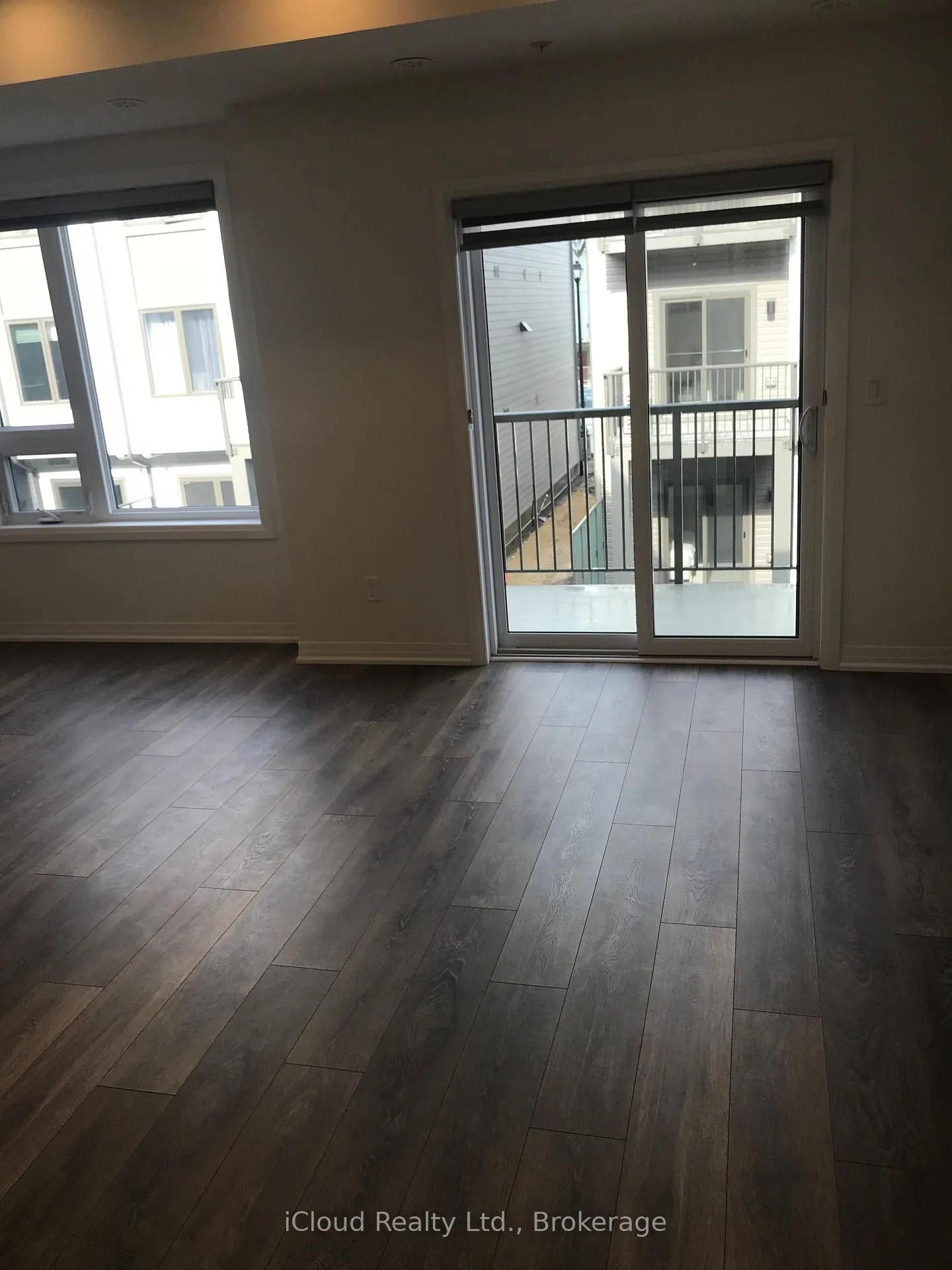 Photo 5 of Unit 114, 2635 William Jackson Drive, Pickering, Duffin Heights — HOMEH