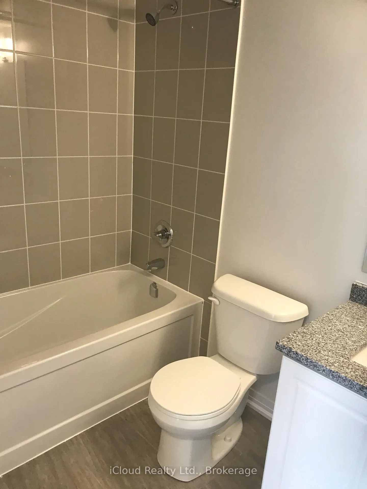 Photo 7 of Unit 114, 2635 William Jackson Drive, Pickering, Duffin Heights — HOMEH