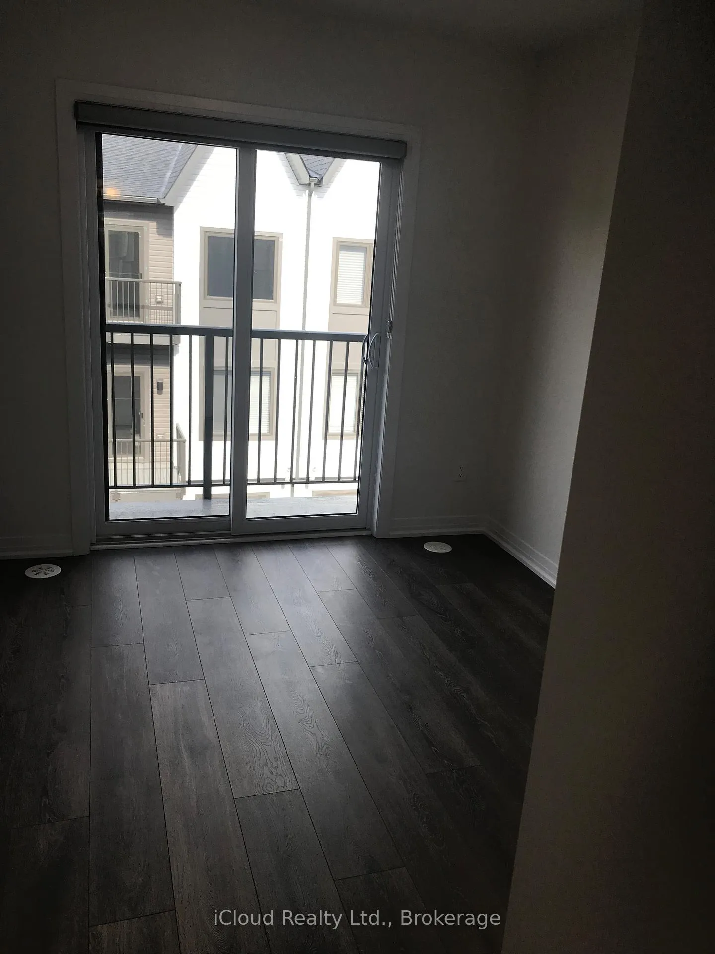 Photo 8 of Unit 114, 2635 William Jackson Drive, Pickering, Duffin Heights — HOMEH