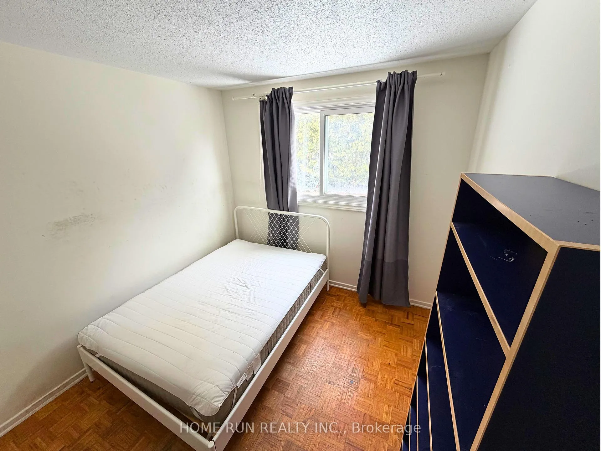 Photo 17 of 166 Withrow Avenue, Ottawa, Meadowlands/St. Claire Gardens — HOMEH