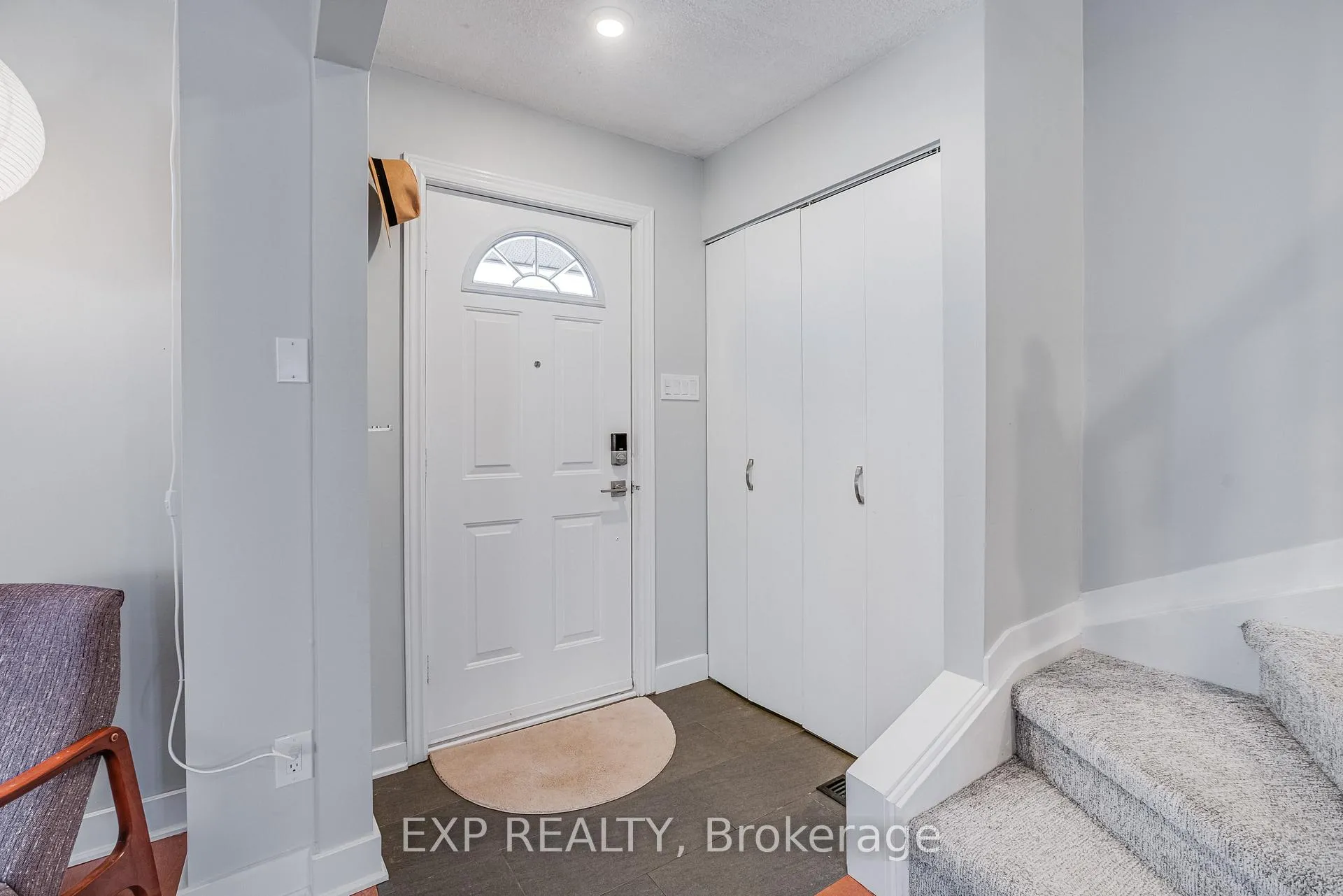 Photo 3 of 53A Kempster Avenue, Ottawa, Britannia — HOMEH