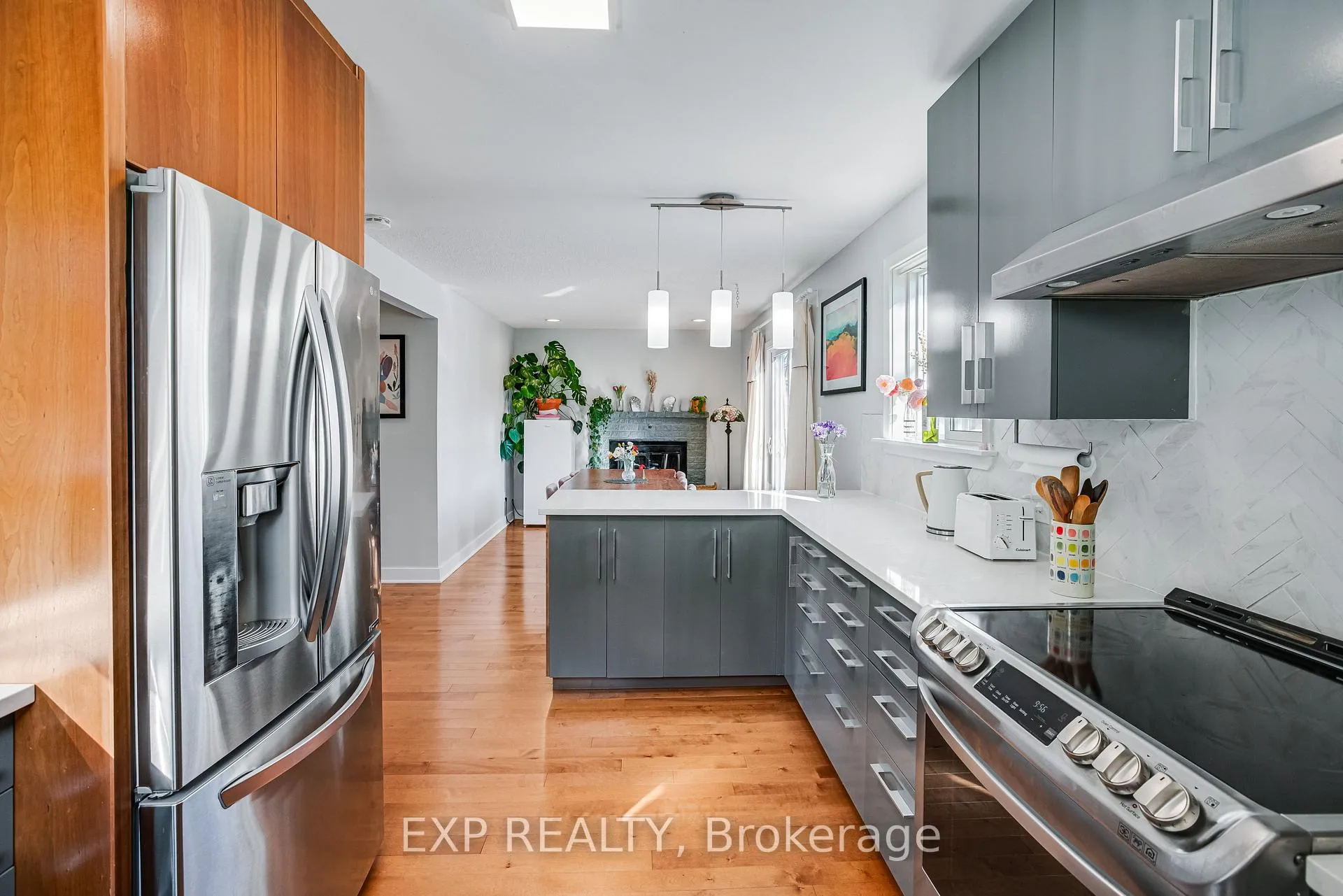 Photo 7 of 53A Kempster Avenue, Ottawa, Britannia — HOMEH