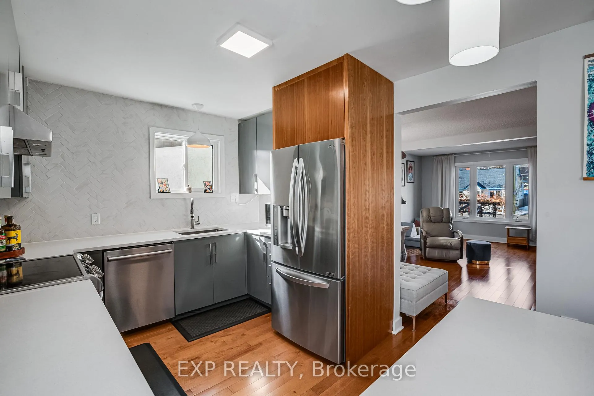 Photo 8 of 53A Kempster Avenue, Ottawa, Britannia — HOMEH