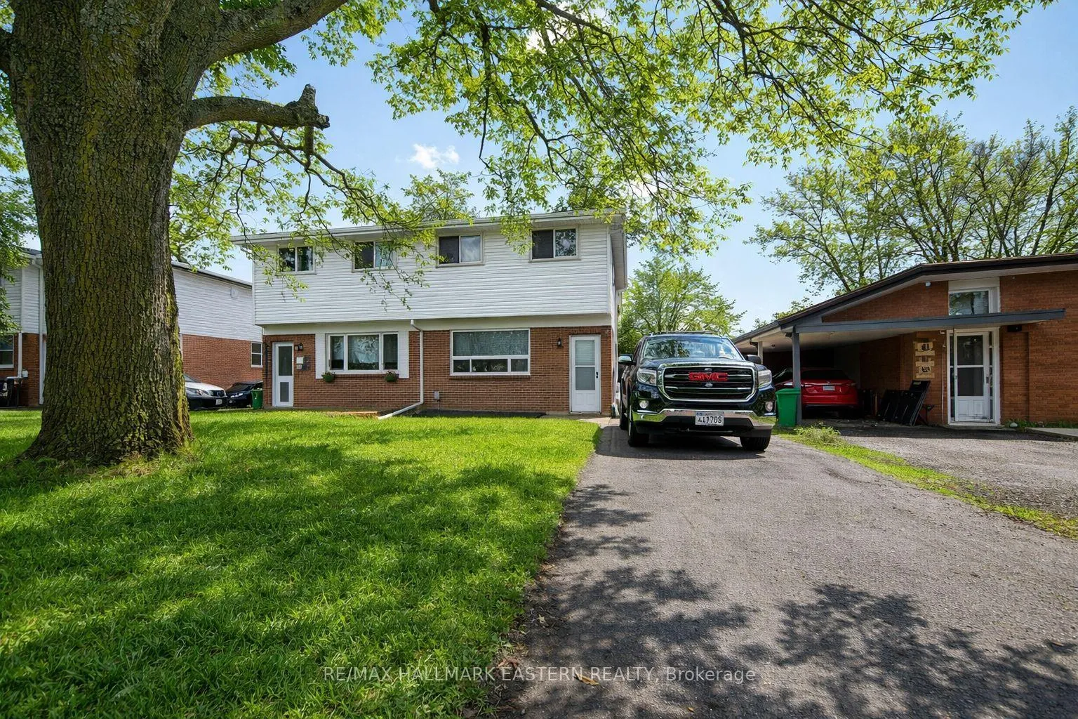 Photo 1 of 24A Springbrook Drive, Peterborough, Monaghan Ward 2 — HOMEH