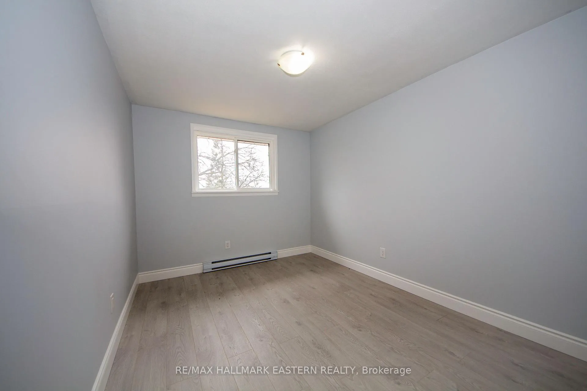 Photo 12 of 24A Springbrook Drive, Peterborough, Monaghan Ward 2 — HOMEH