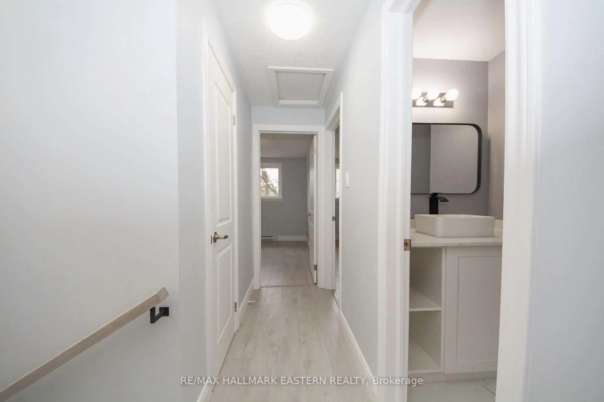 Photo 17 of 24A Springbrook Drive, Peterborough, Monaghan Ward 2 — HOMEH