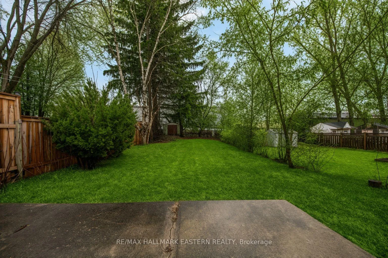 Photo 23 of 24A Springbrook Drive, Peterborough, Monaghan Ward 2 — HOMEH