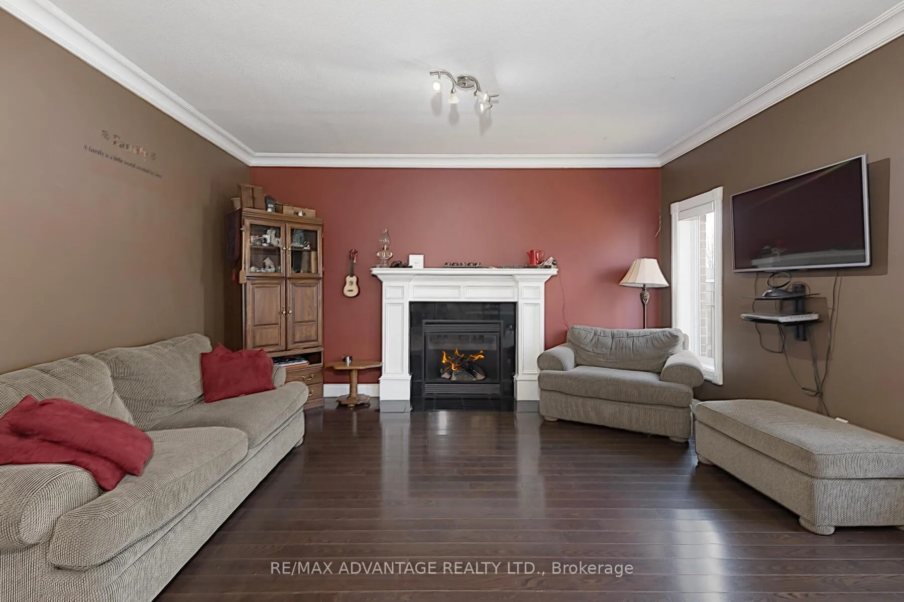 Photo 11 of 22 Periwinkle Drive, Middlesex Centre, Ilderton — HOMEH