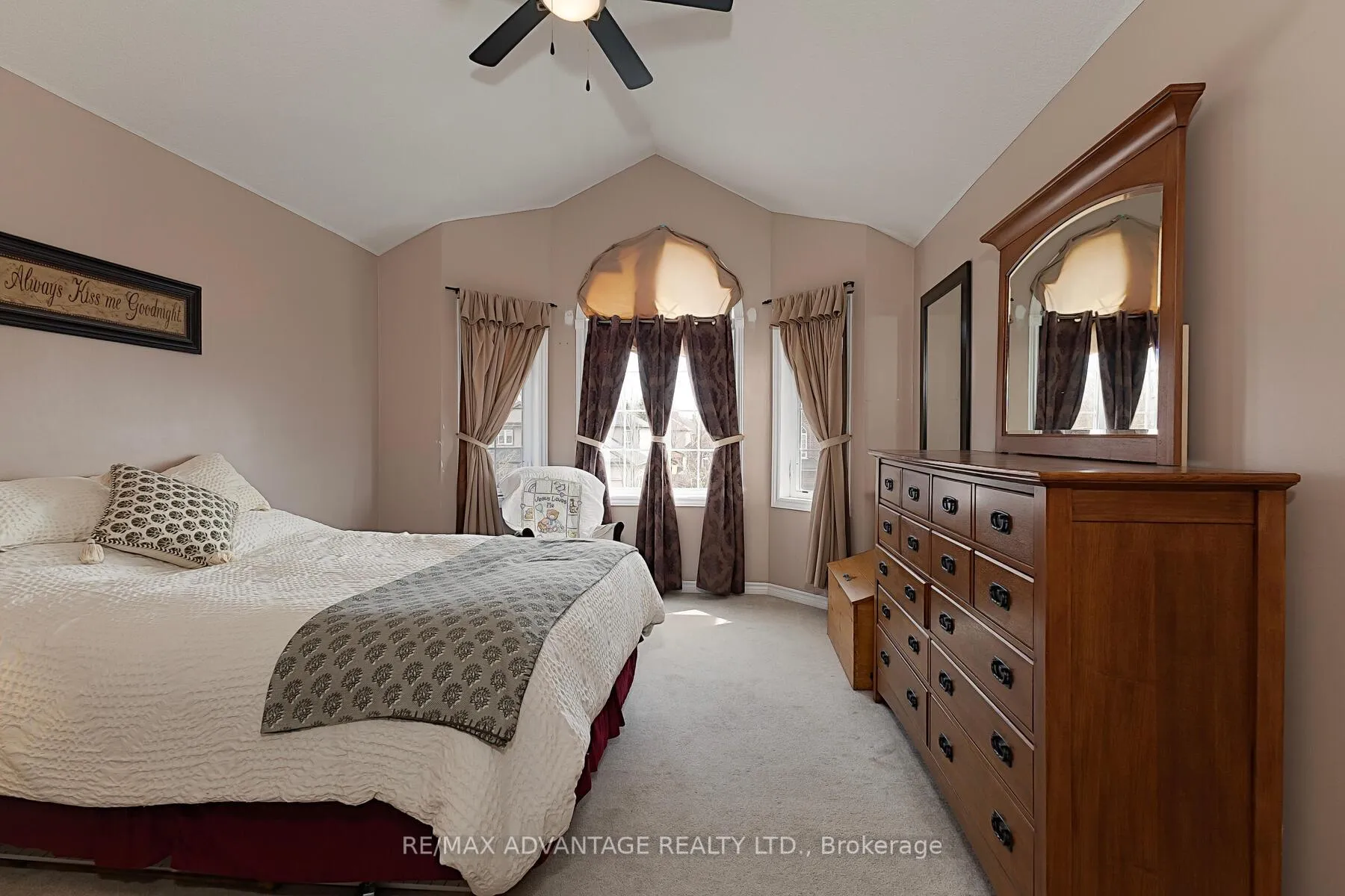 Photo 22 of 22 Periwinkle Drive, Middlesex Centre, Ilderton — HOMEH