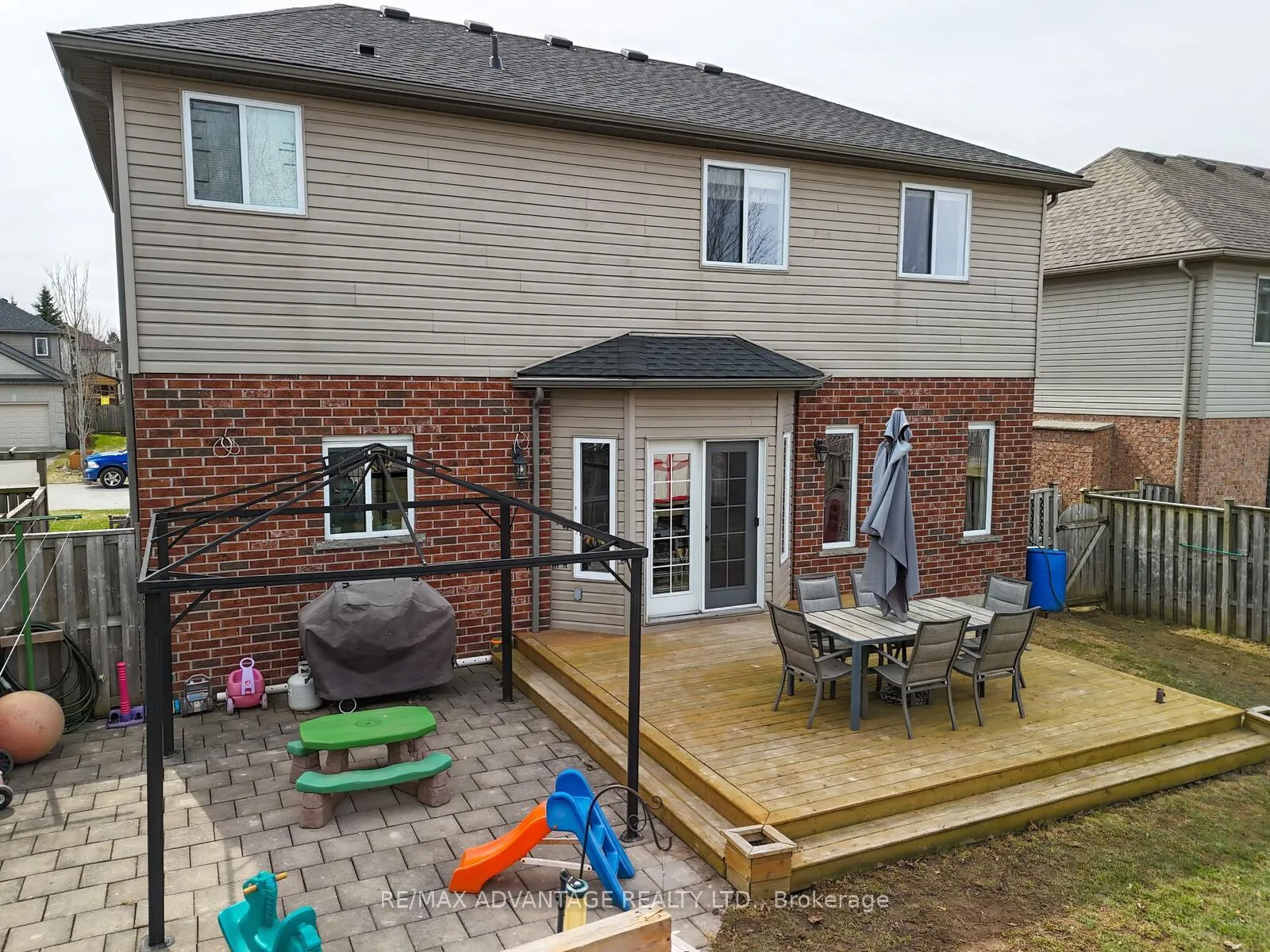 Photo 38 of 22 Periwinkle Drive, Middlesex Centre, Ilderton — HOMEH