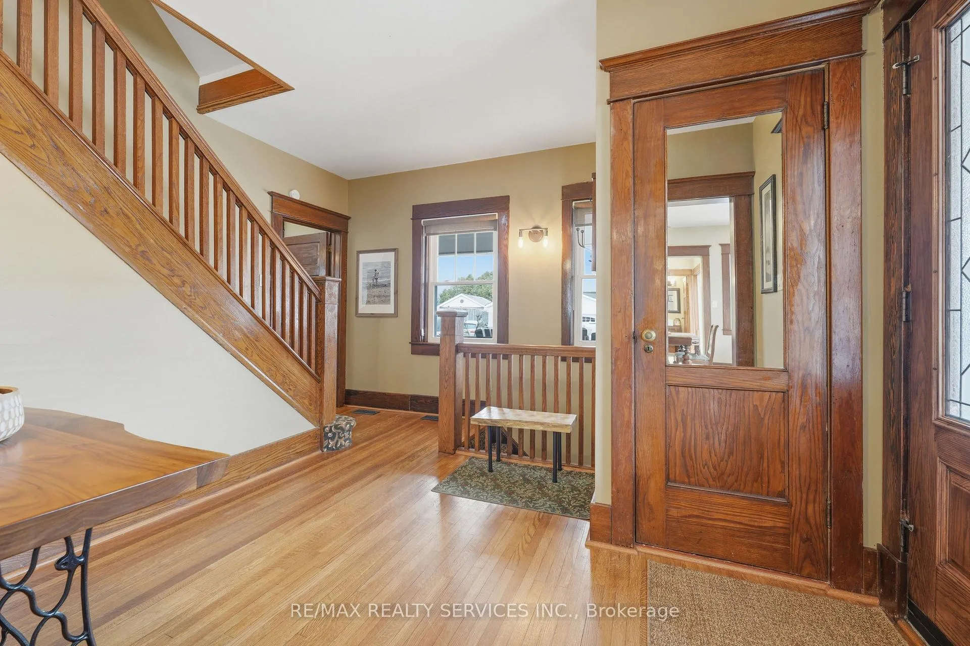 Photo 5 of 2 Maple Avenue, Caledon, Caledon East — HOMEH