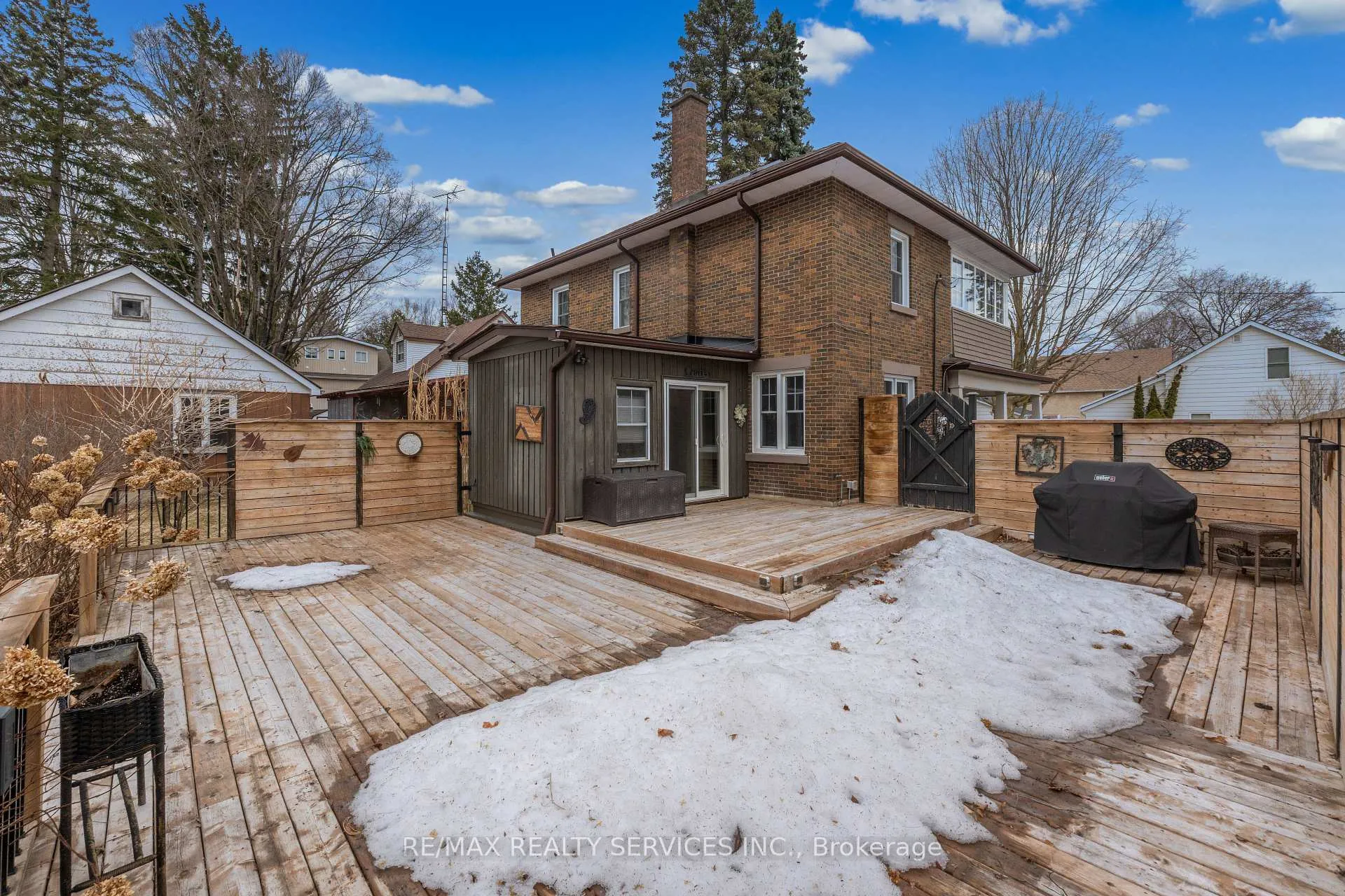 Photo 38 of 2 Maple Avenue, Caledon, Caledon East — HOMEH