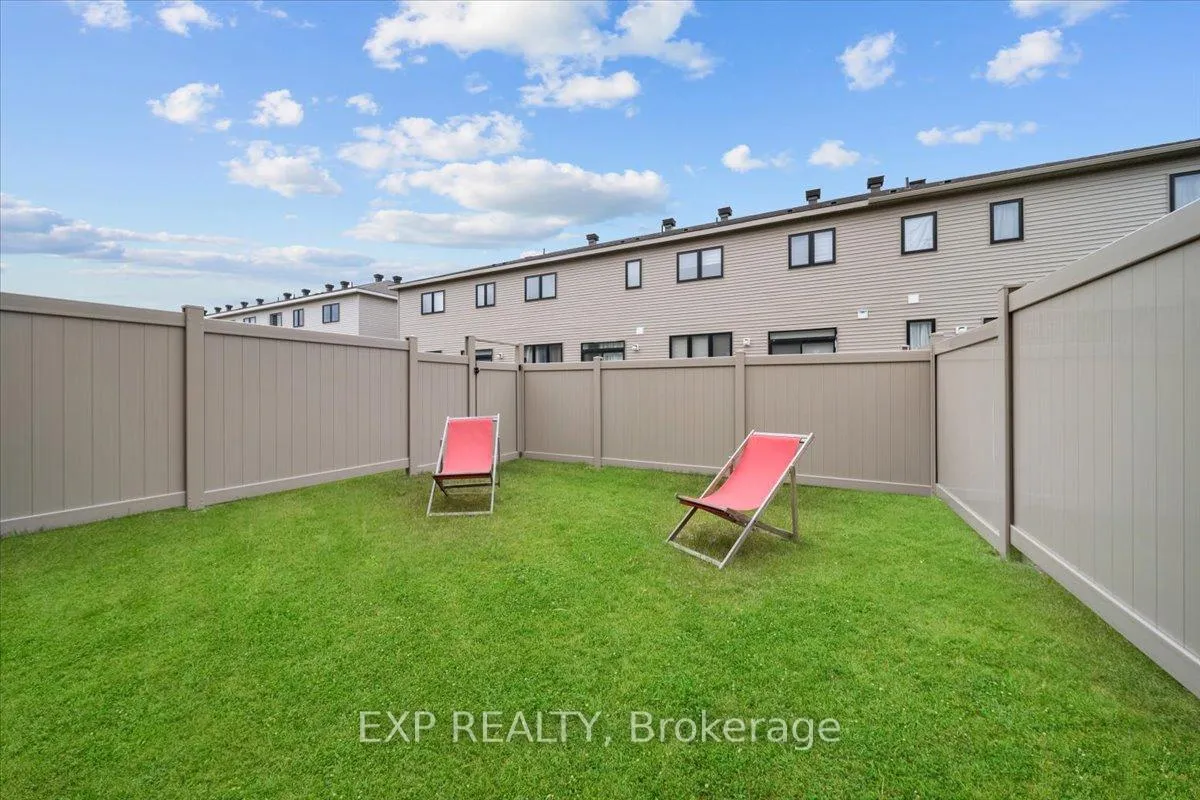 Photo 30 of 52 Kindred Row, Ottawa, Stittsville (North) — HOMEH