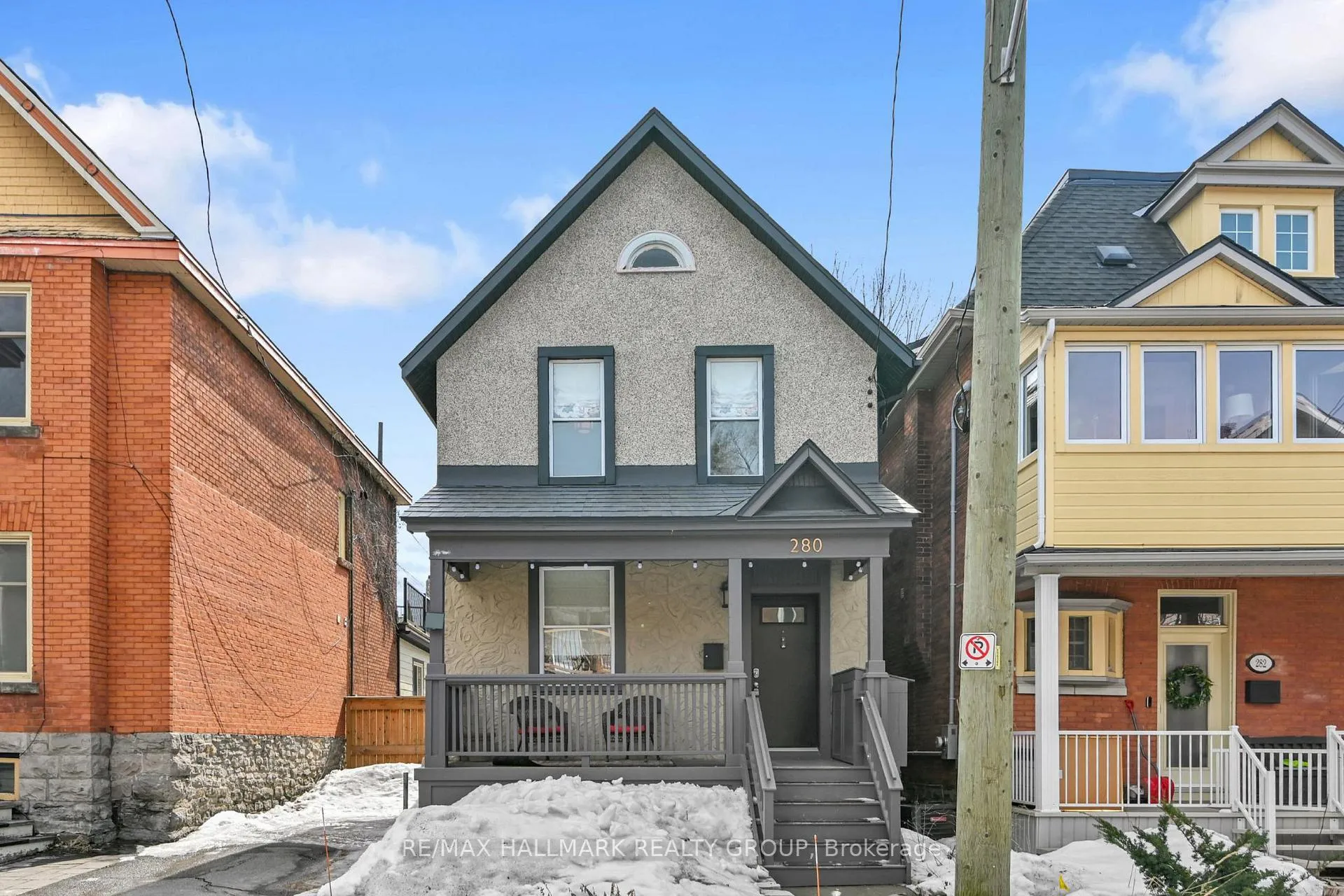Front of 280 Flora Street
