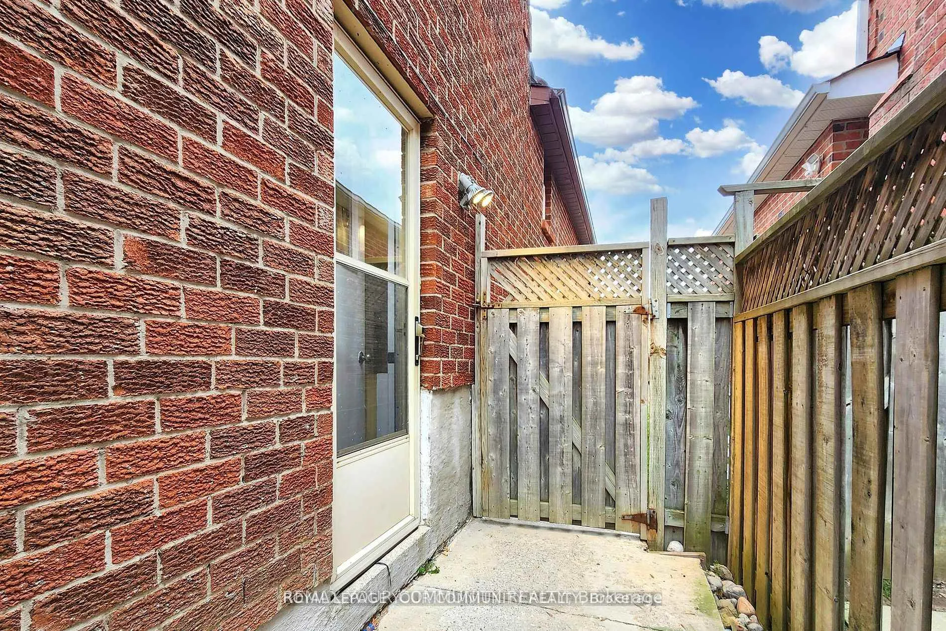 Photo 22 of Unit Bsmnt, 136 Woodcroft Lane, Vaughan, West Woodbridge — HOMEH
