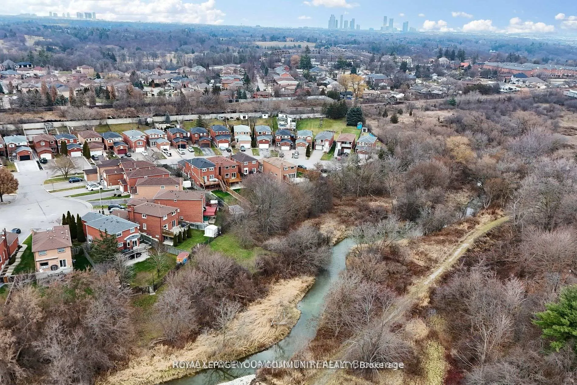 Photo 29 of Unit Bsmnt, 136 Woodcroft Lane, Vaughan, West Woodbridge — HOMEH
