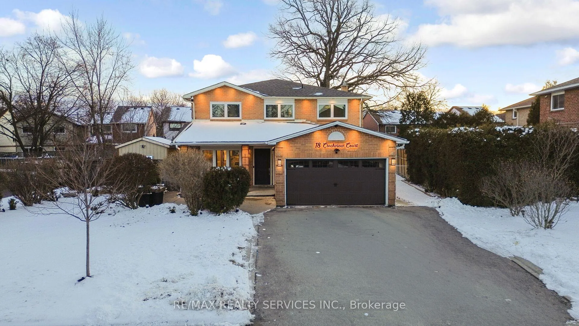 Front of 18 Creekview Court